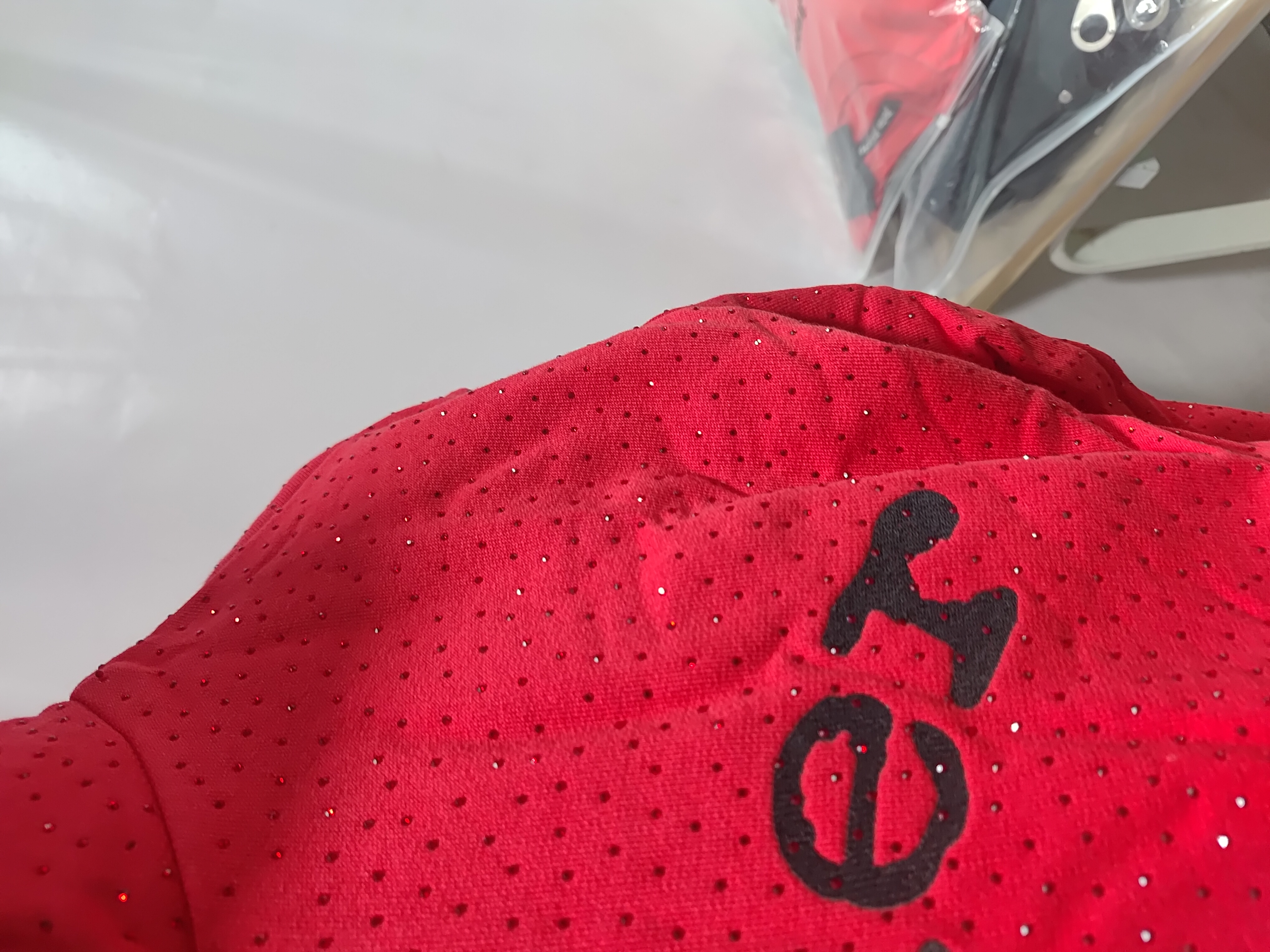 Sp5der VVS Hoodie Red review Obosneaker 03
