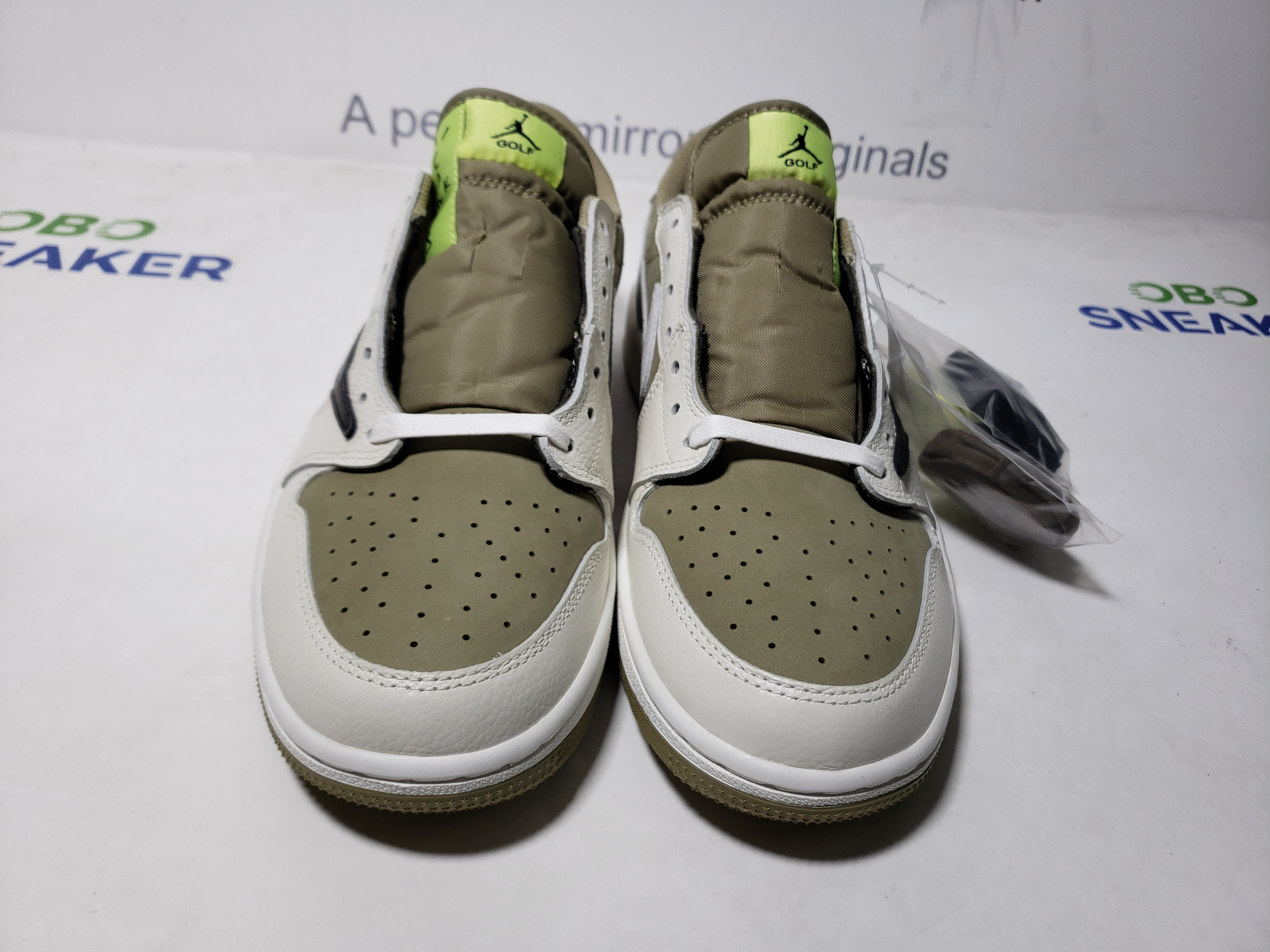 TOP Version Travis Scott x Air Jordan 1 Low Black, White, Green FZ3124-200 review Obosneaker 03