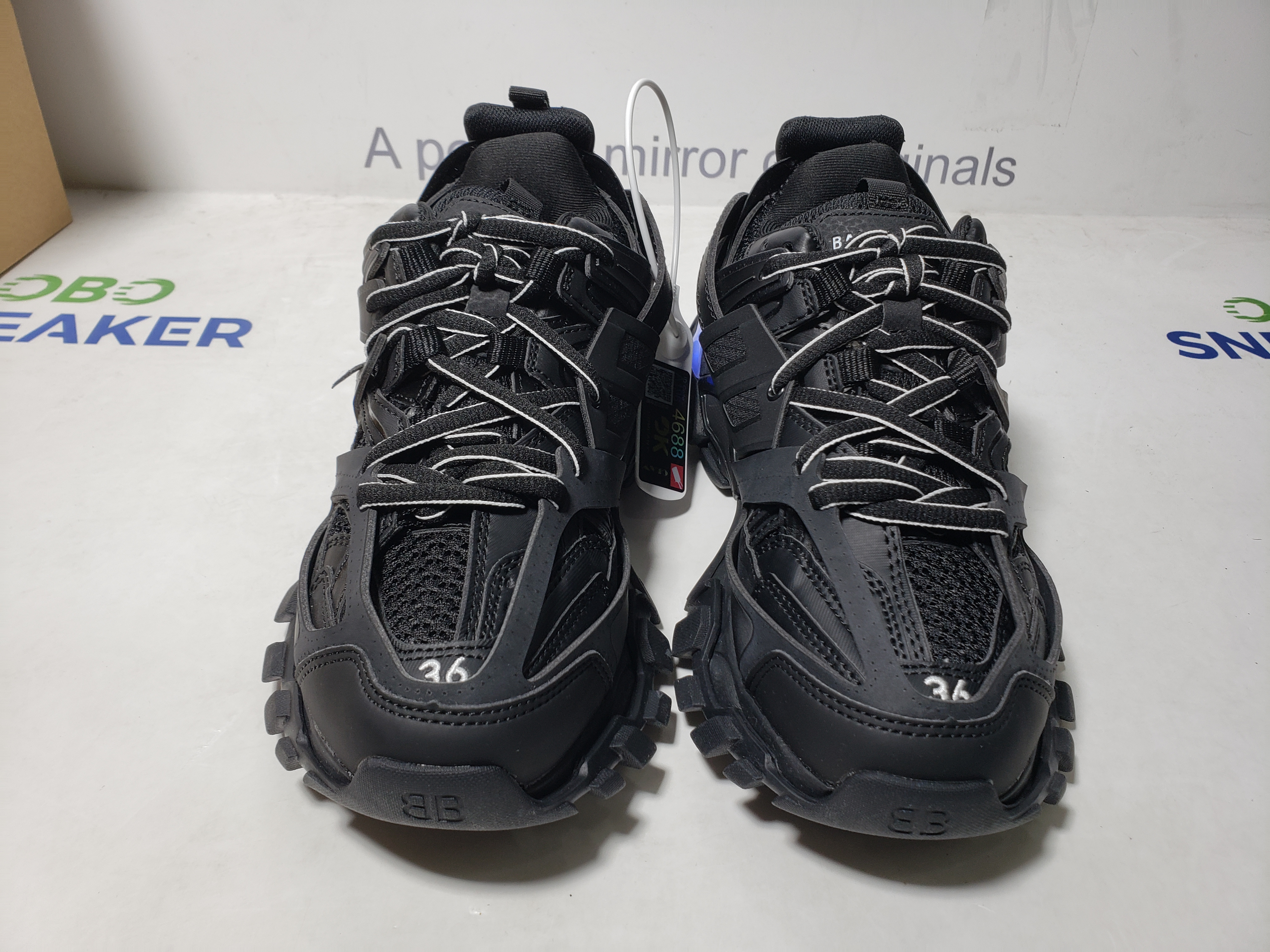 Balenciaga Tess S.Black 555032 W1GB7 1000 (With LED) review Obosneaker 03