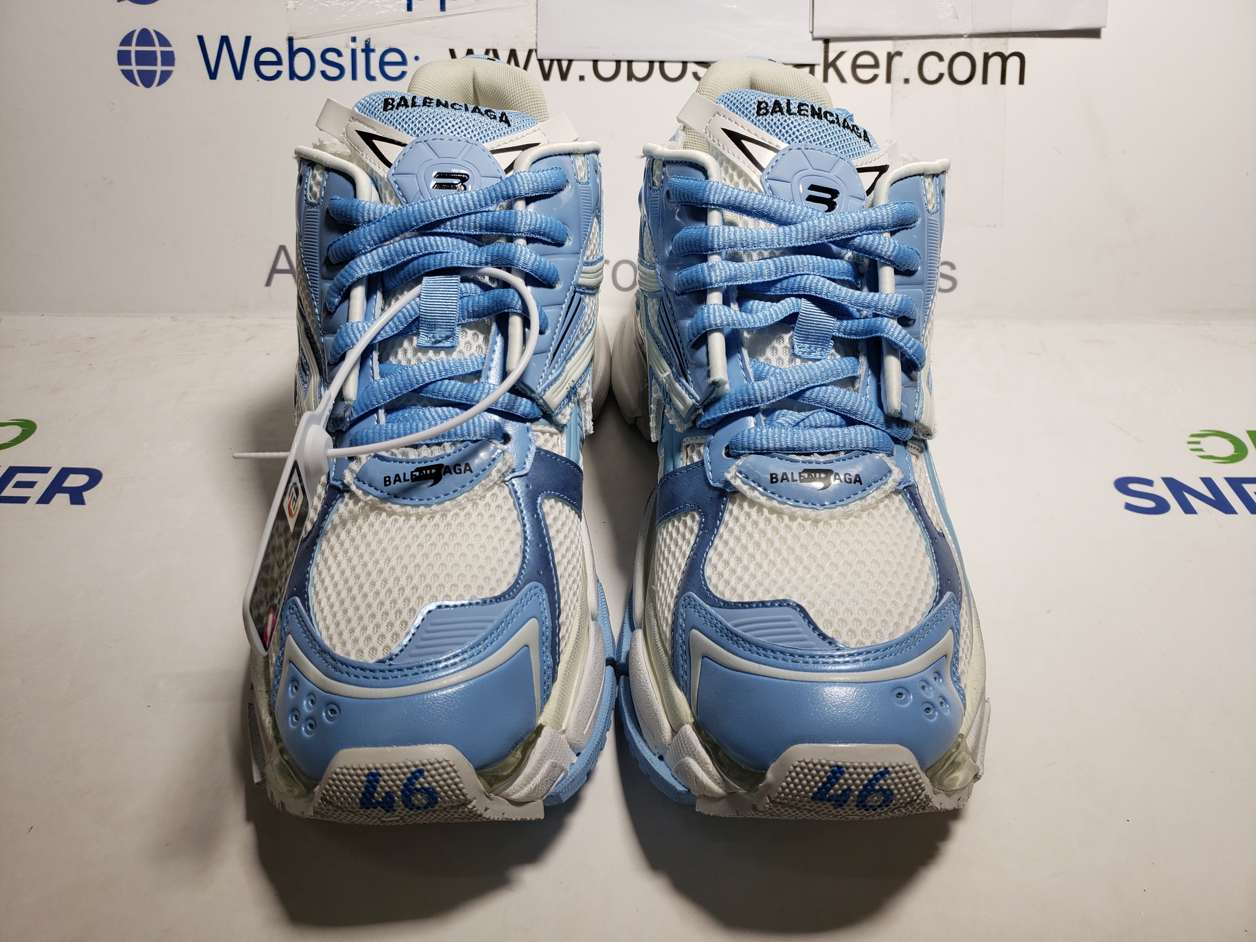 Balenciaga Runner White Light Blue 677402 W3RB2 9744 review Obosneaker 01