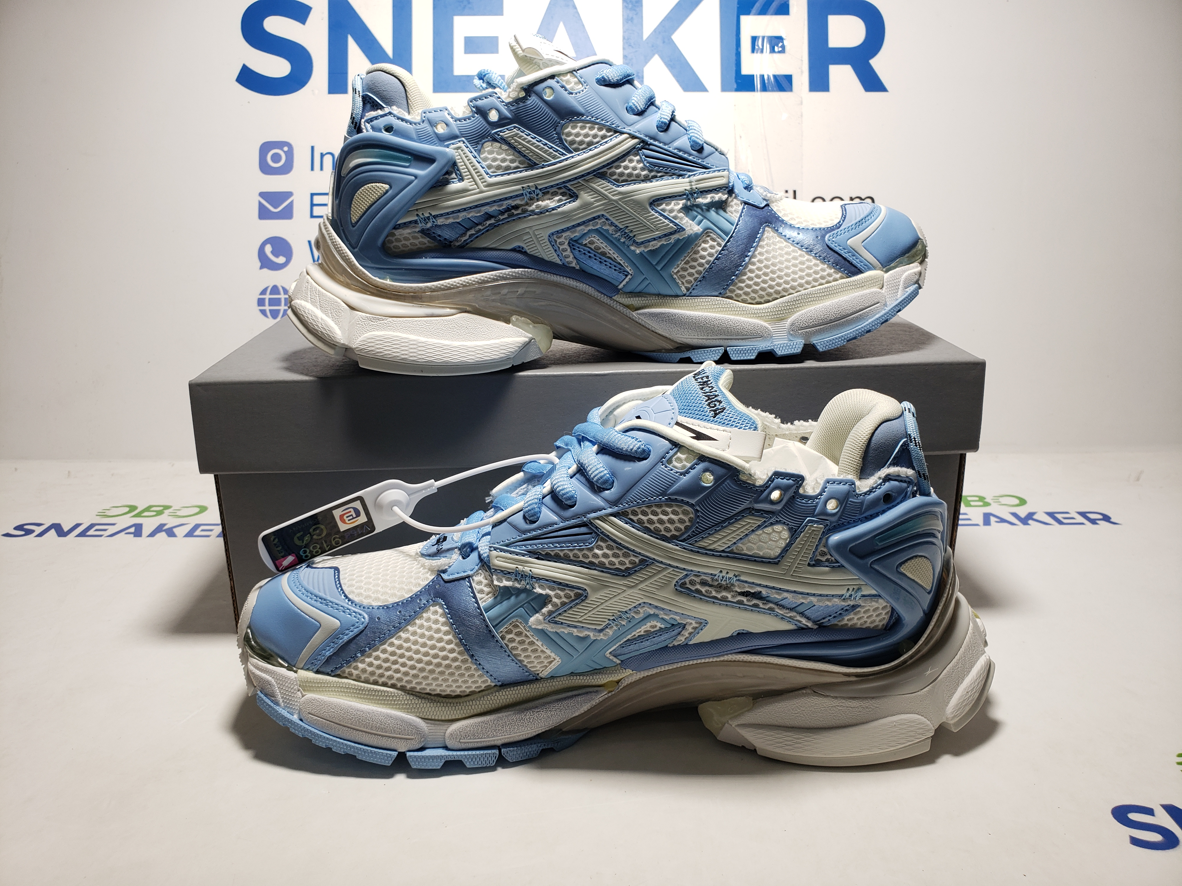 Balenciaga Runner White Light Blue 677402 W3RB2 9744 review Obosneaker 00