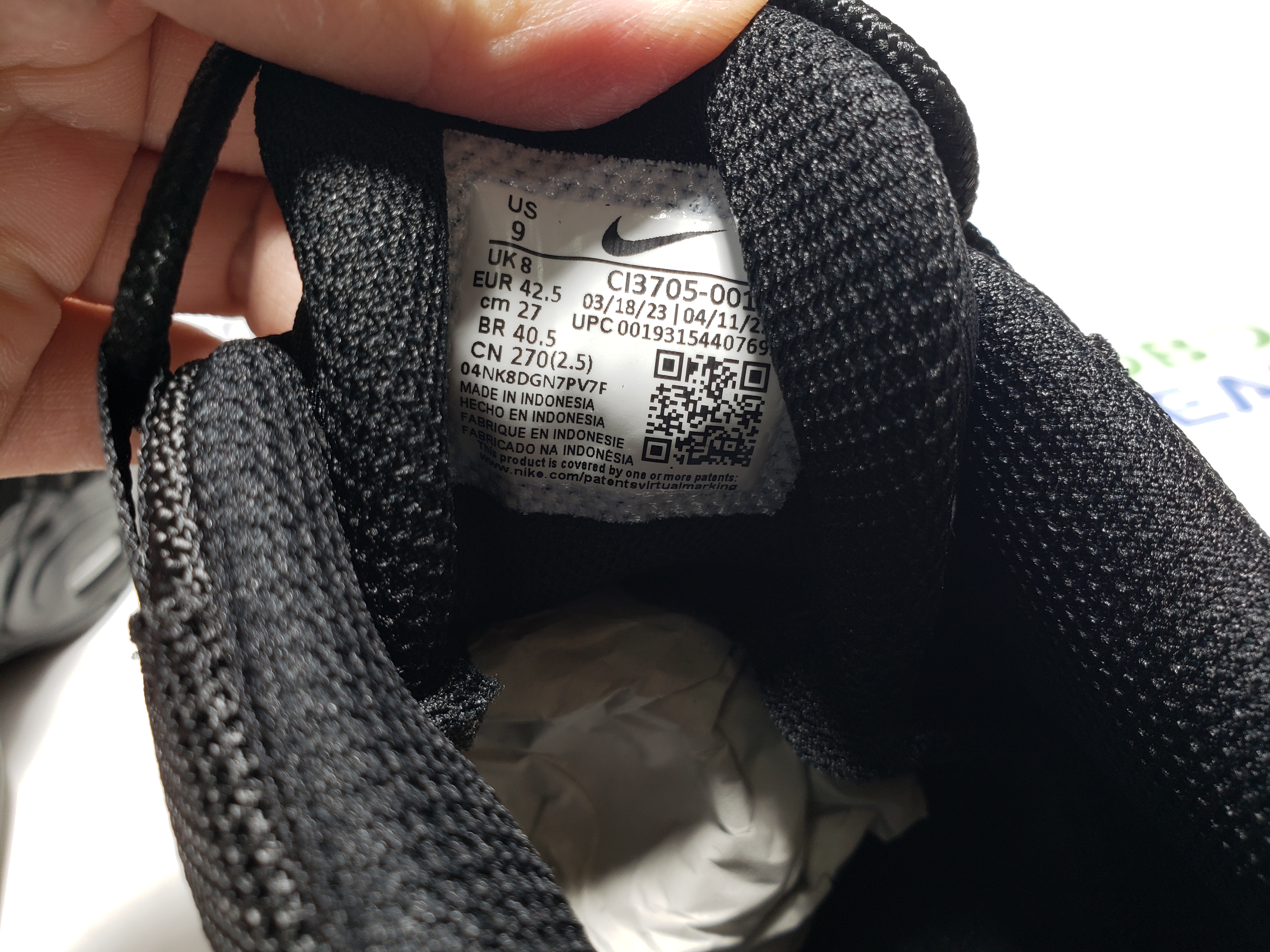 Air Max 95 Essential Triple Black CI3705-001 review Obosneaker 03