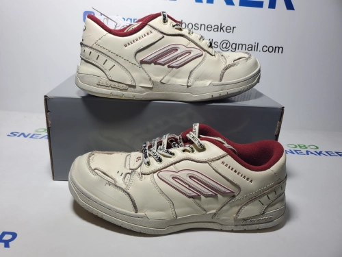 Balenciaga Hamptons Worn-out Trainers White Red 841765 WCURS 9960 review 