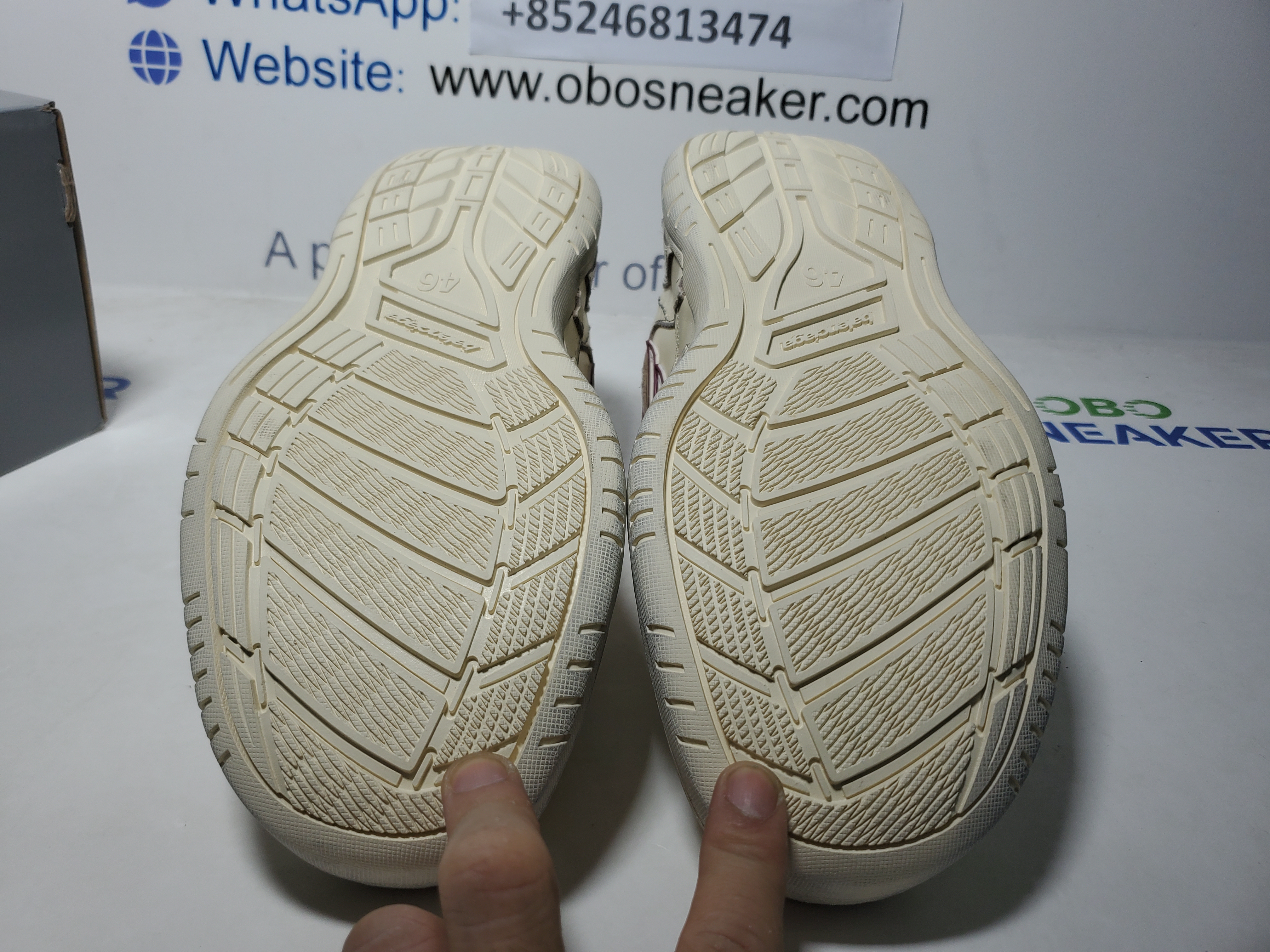 Balenciaga Hamptons Worn-out Trainers White Red 841765 WCURS 9960 review Obosneaker 04