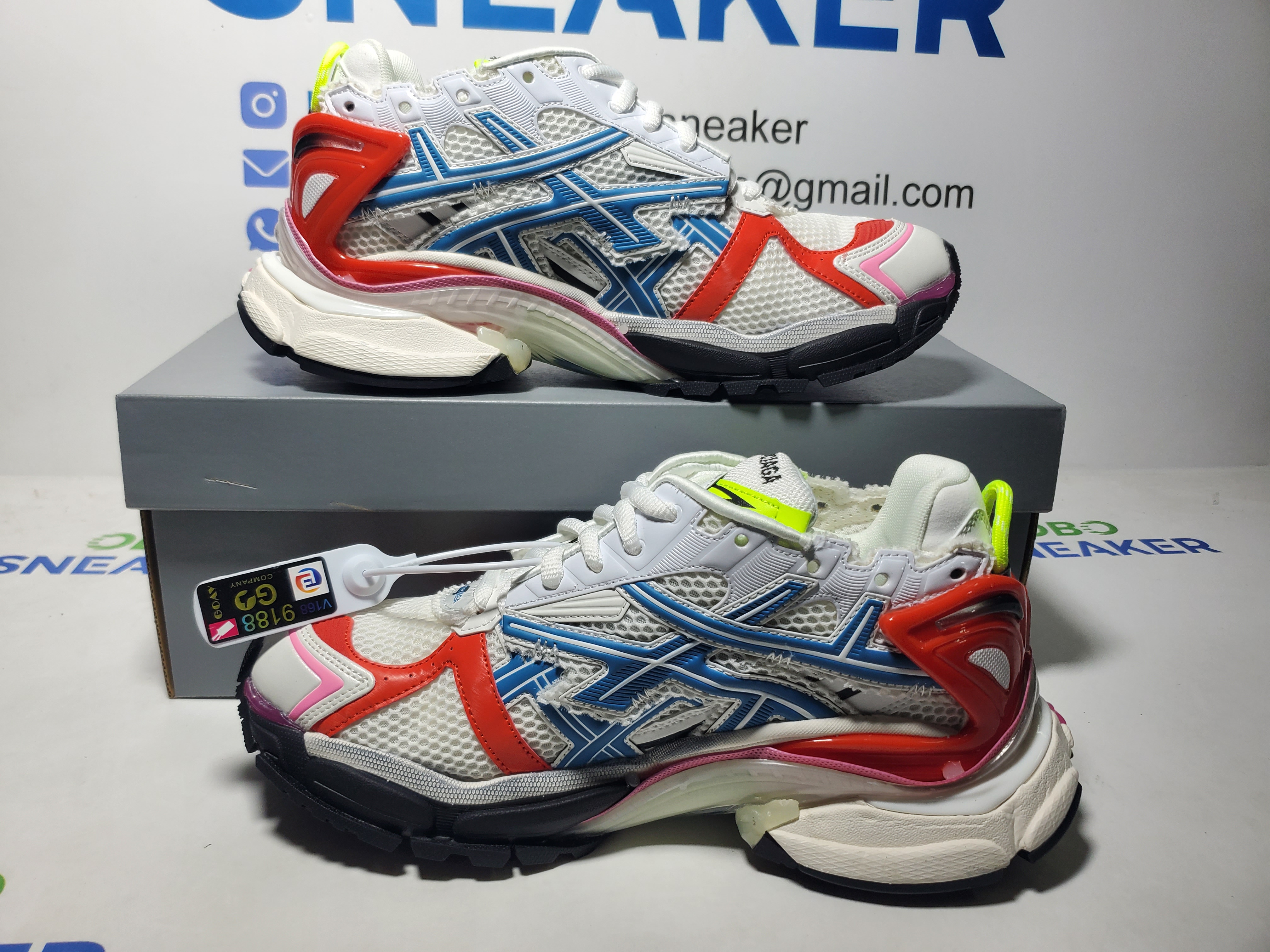 Top Version Balenciaga Runner White Blue Red 677402 W3RB6 9645 review Obosneaker 01