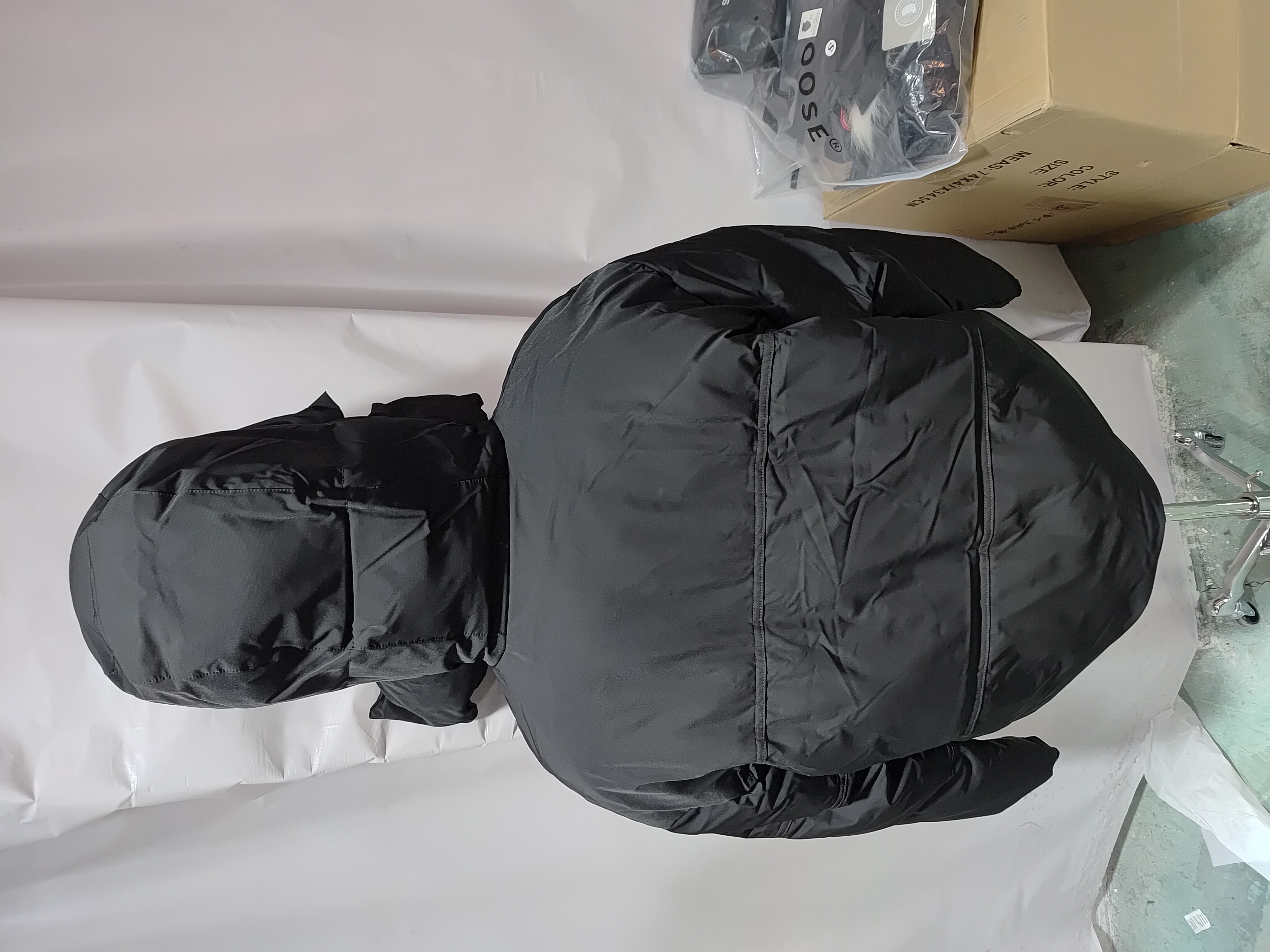 AMI Paris 23FW Heart Shape Short Down Jacket Correct Version Black review Obosneaker 05