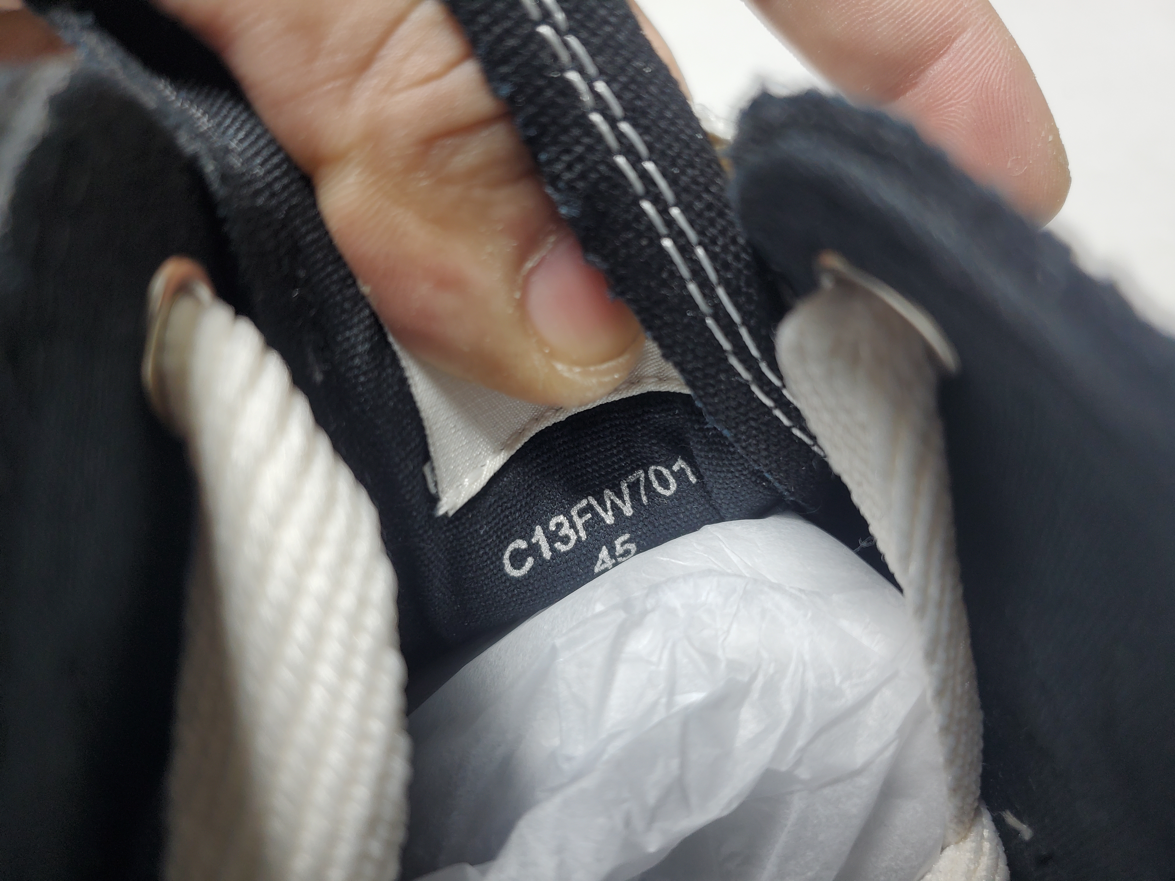 Maison Mihara Yasuhiro x AMIRI Skel-Top Low Black AMFOSR1076-001 review Obosneaker 03