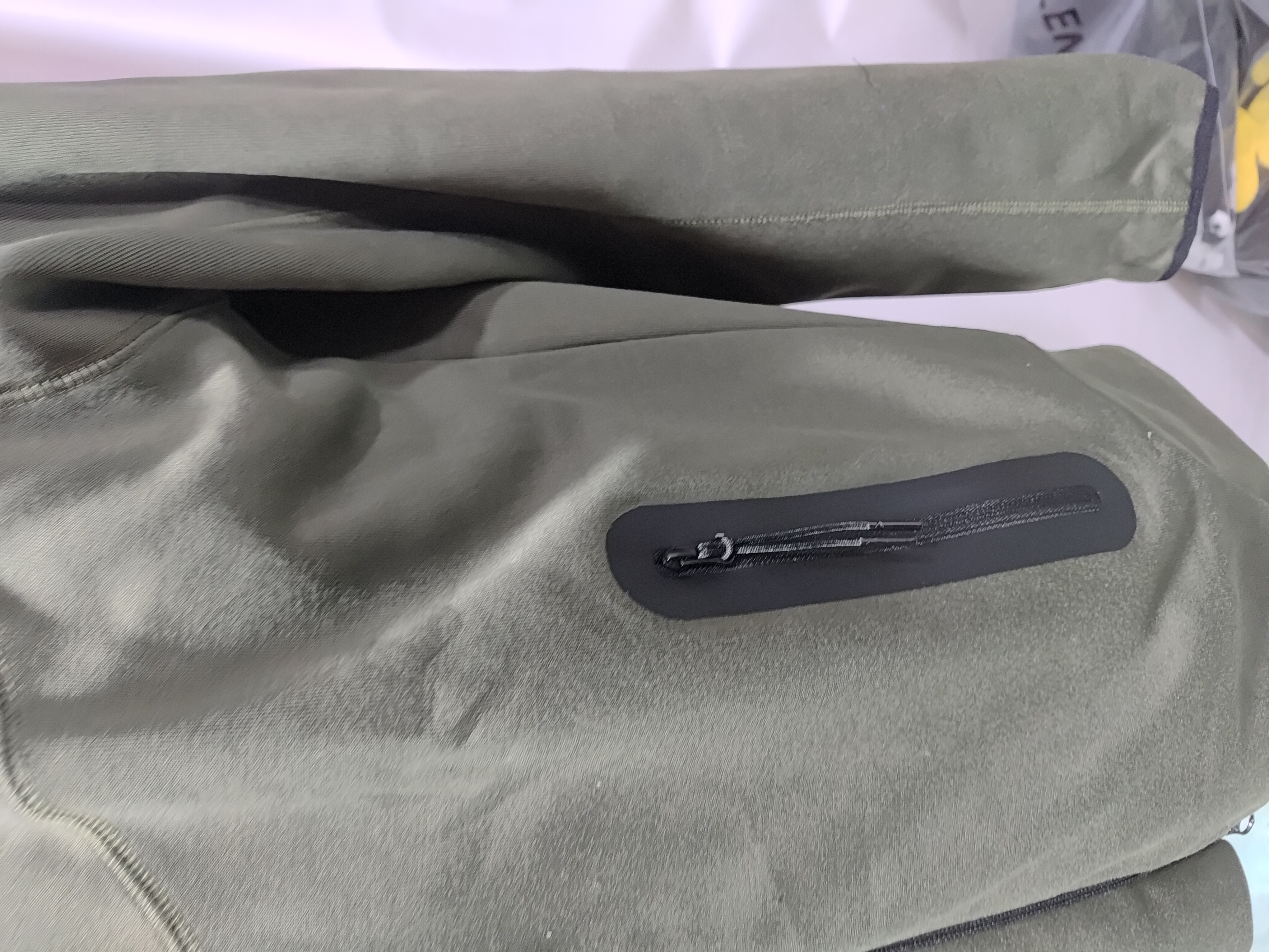 Nike Sportswear Tech Fleece Hoodie & Joggers Pant Set Black/Grey/Army Green/Khaki YZ FB7922 8002 review Obosneaker 03