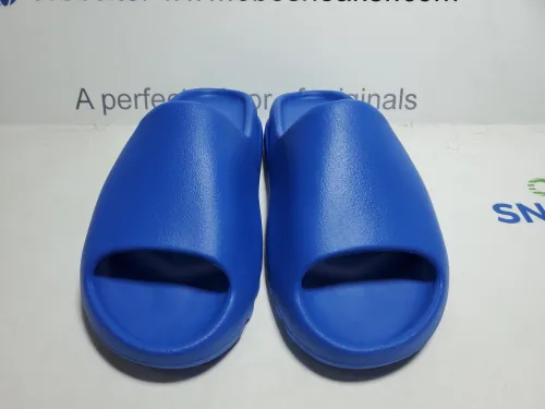 Adidas Yeezy Slide Azure ID4133 review 