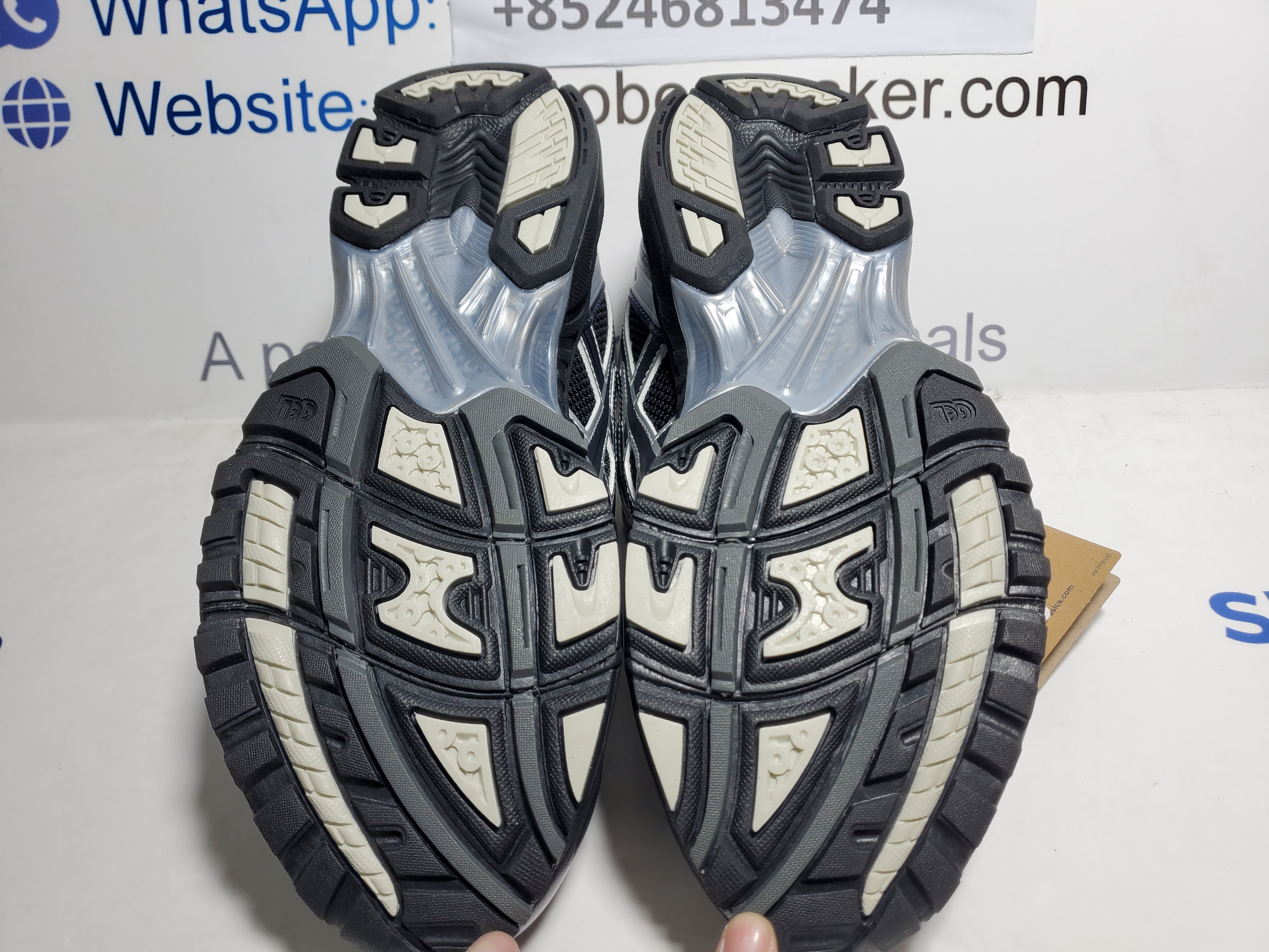 ASICS Gel-Kayano 14 atmos Undermycar Black 1203A430-001 review Obosneaker 05