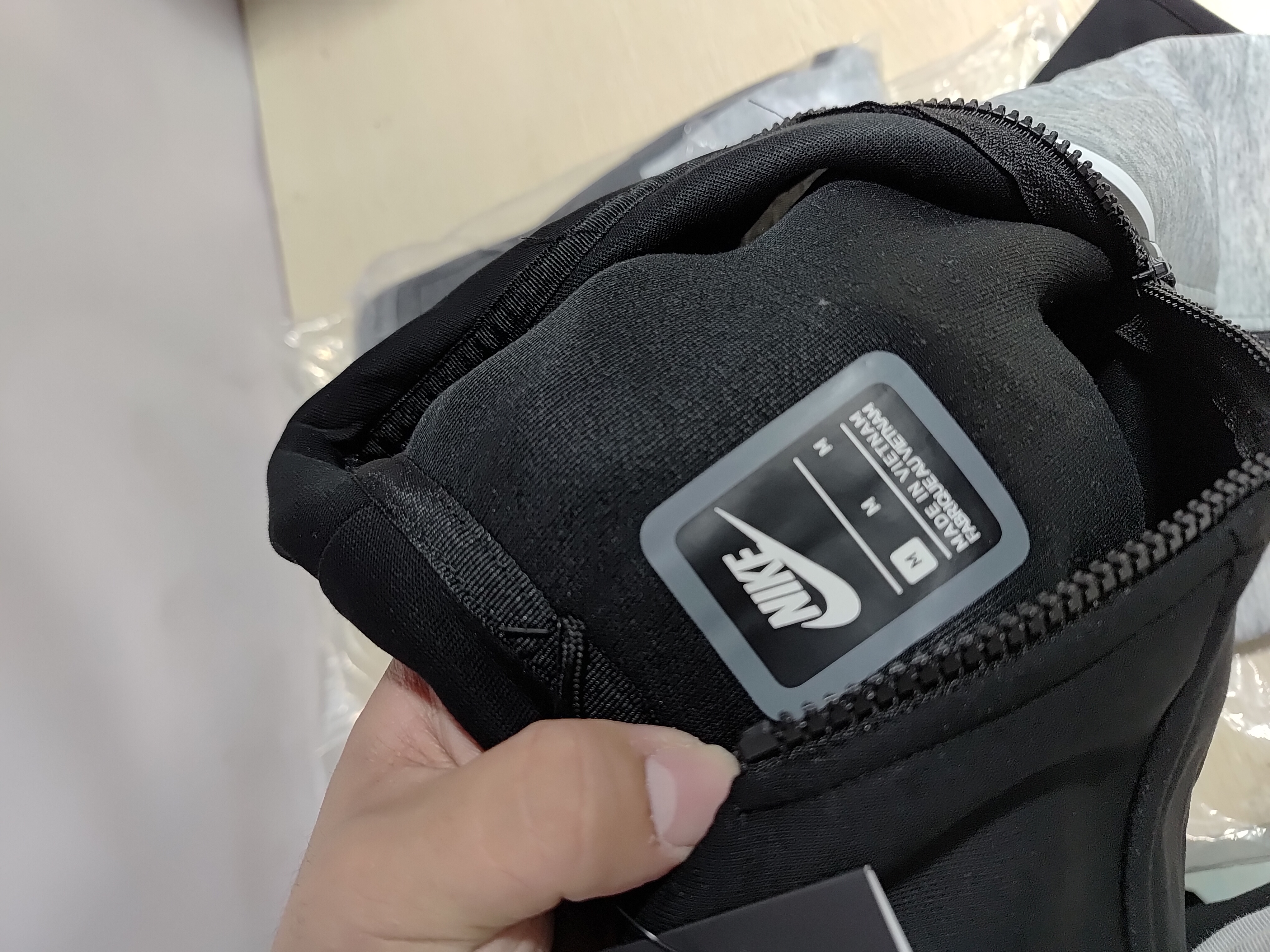 Nike Sportswear Tech Fleece Full Zip Hoodie & Joggers Set Black And Dark Grey Heather review Obosneaker 01