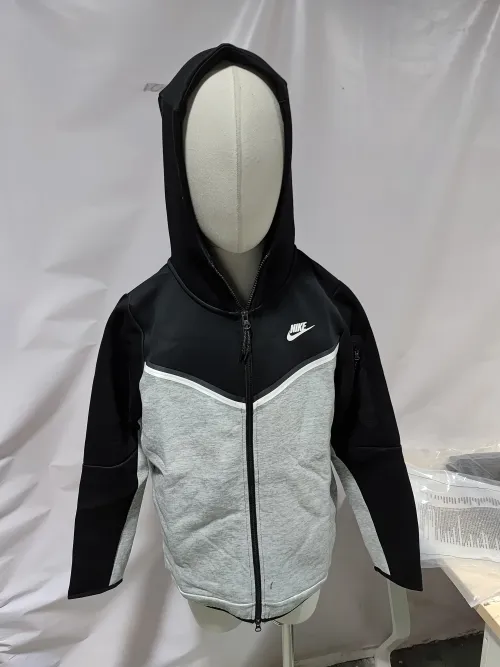 Nike Sportswear Tech Fleece Full Zip Hoodie & Joggers Set Black And Dark Grey Heather review 