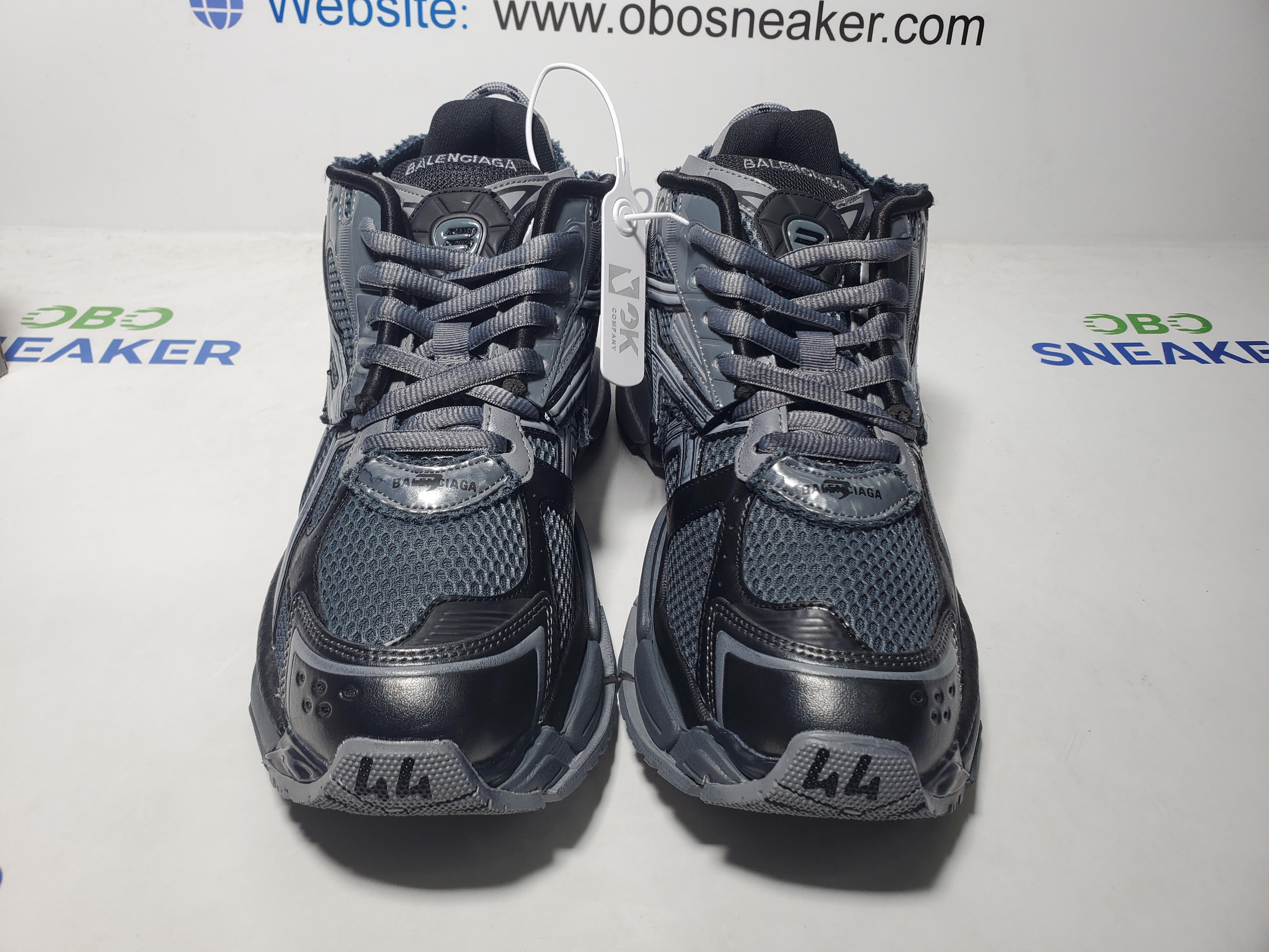Balenciaga Runner All Black Gray 677402 W3RB2 1515 review Obosneaker 03