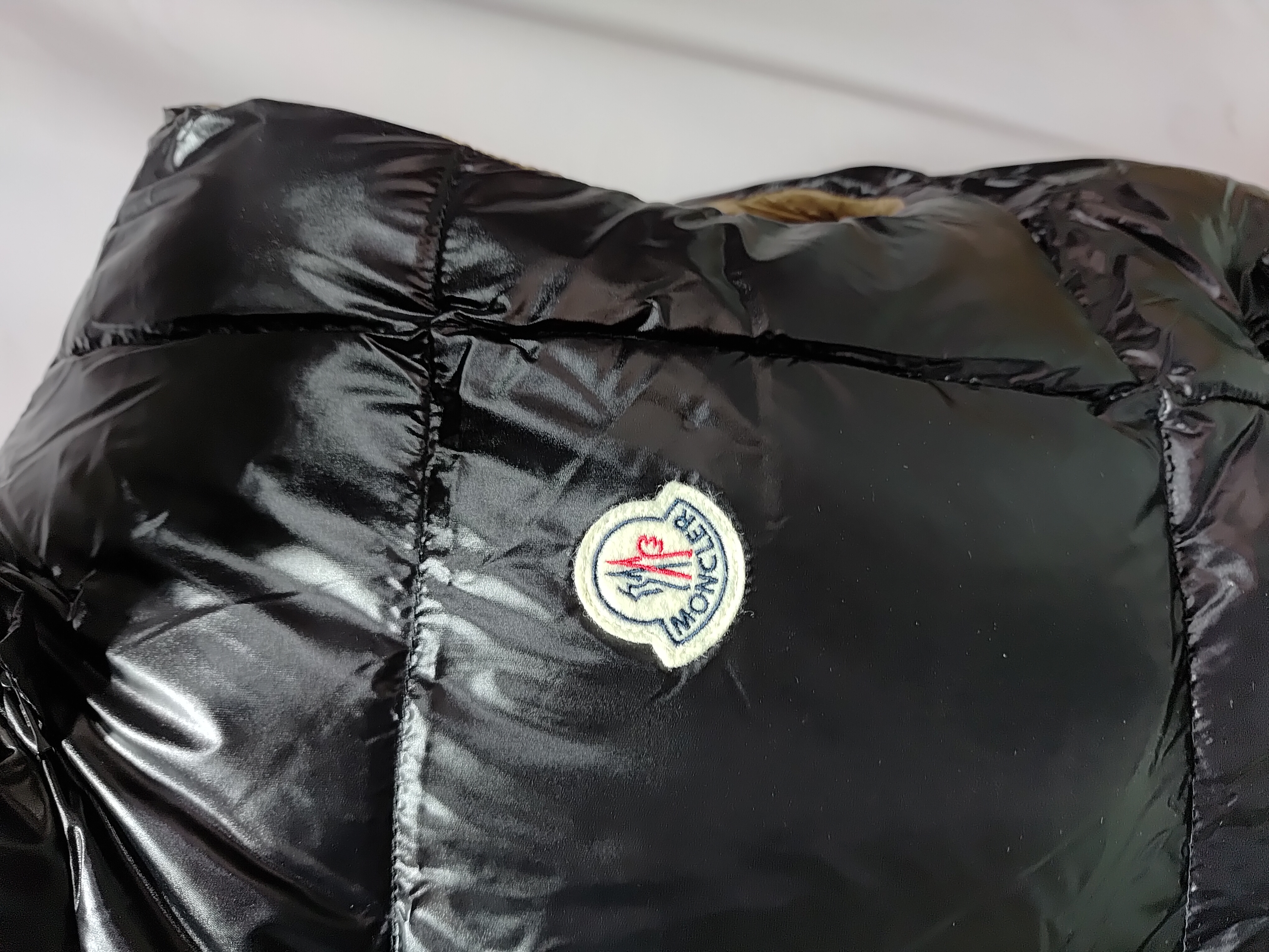 Moncler Maya Down Jacket Vest - MM005 review Obosneaker 02