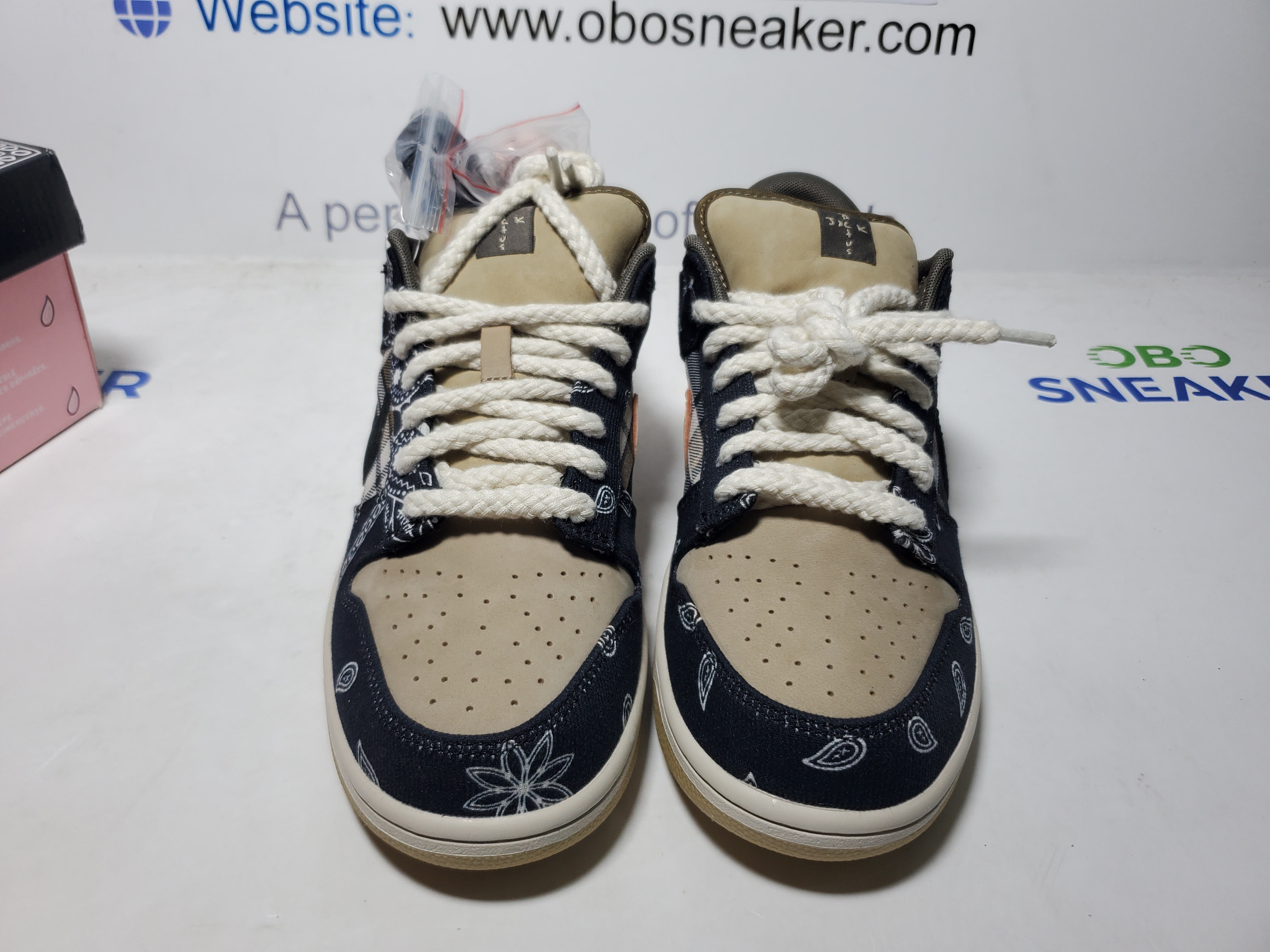  Nike SB Dunk Low Travis Scott (Regular Box) CT5053-001 [Top Version] review Obosneaker 03
