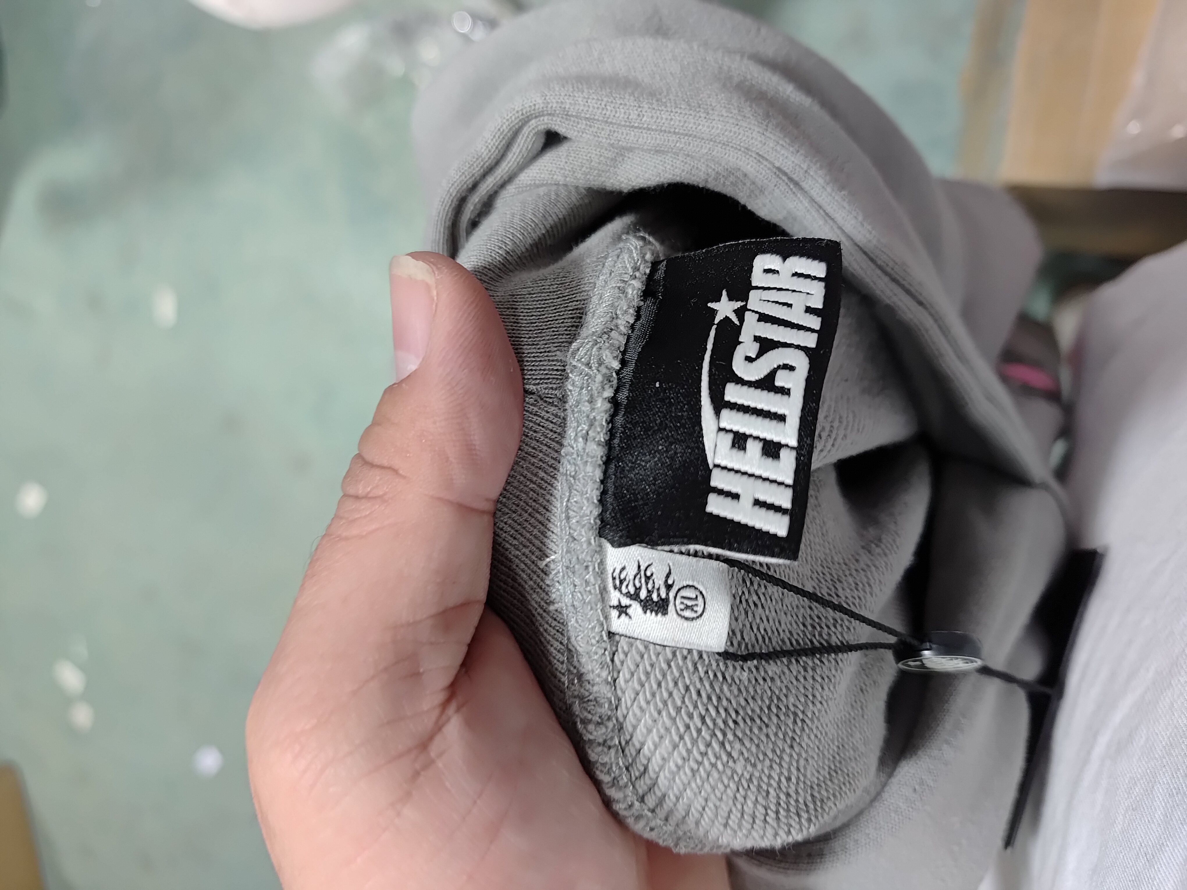 Hellstar Future Flame Hoodie Grey review Obosneaker 01