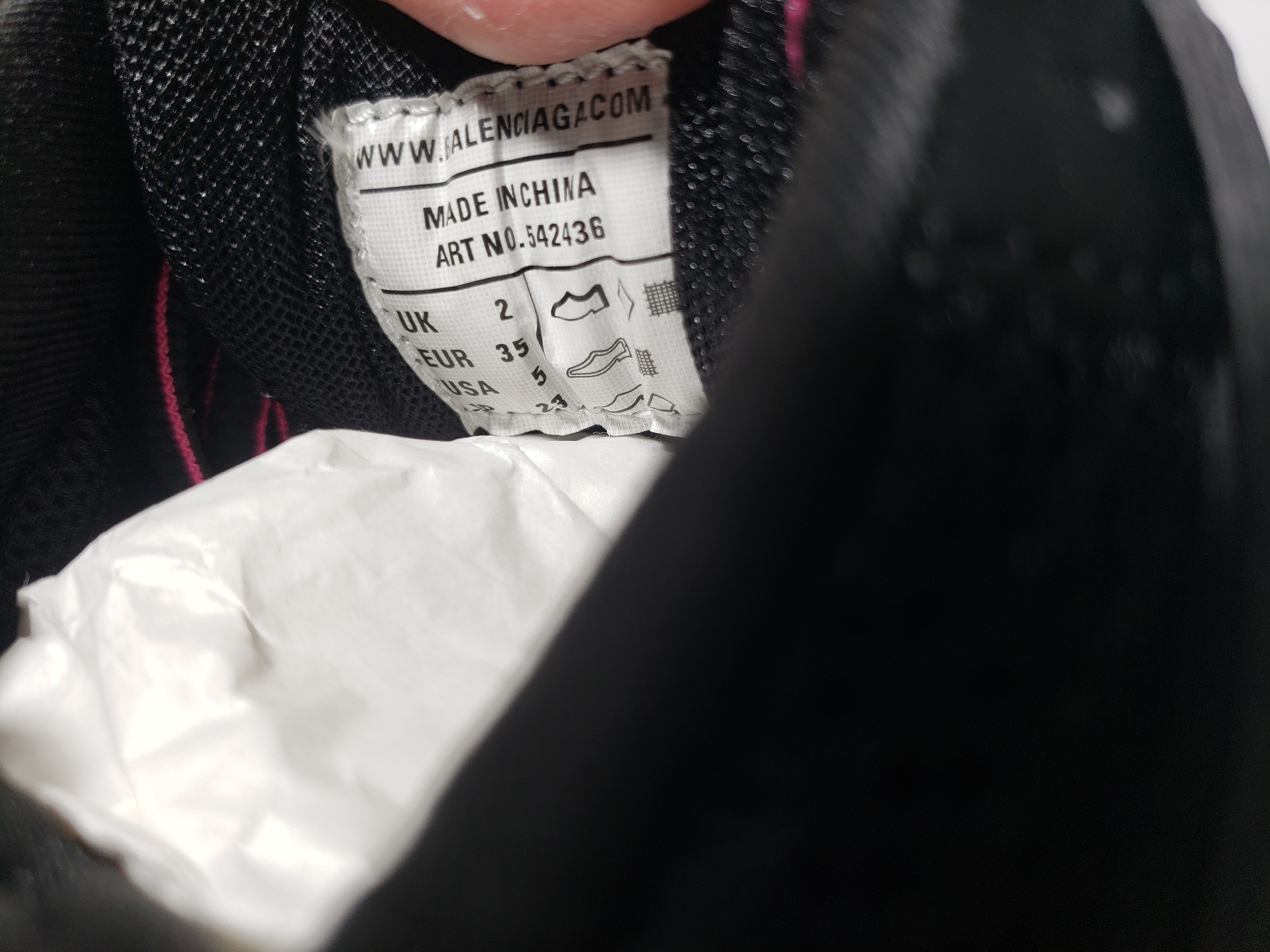 Balenciaga Tess S. Black Rose Red 542436 W2LA1 2046 review Obosneaker 04