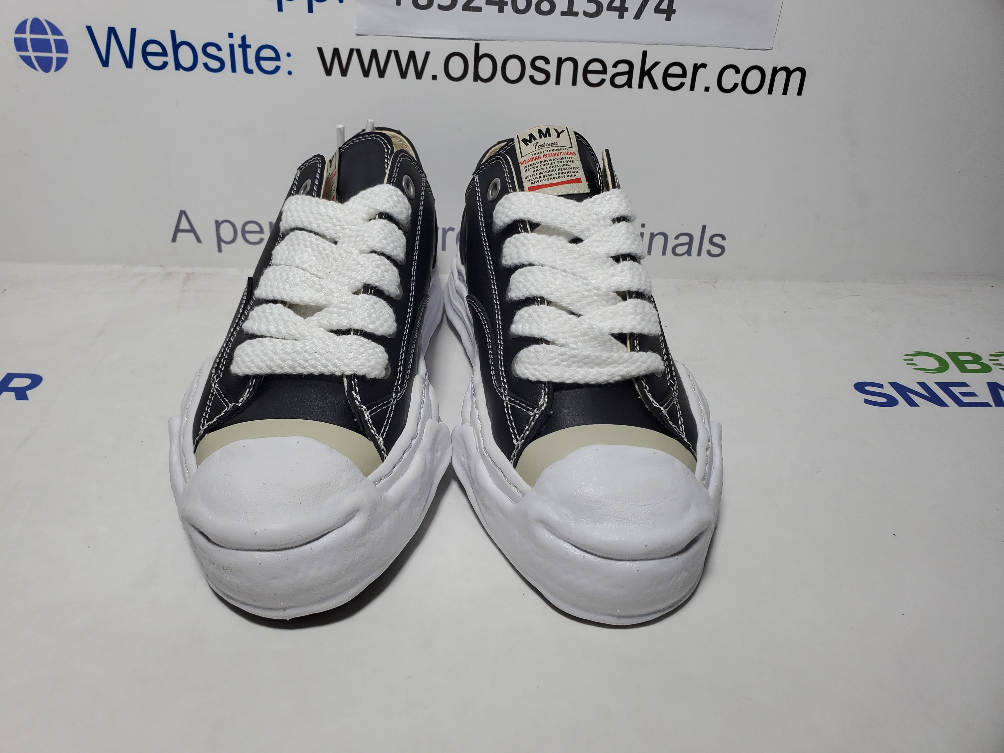 MIHARA YASUHIRO Black and White NO.779 review 3