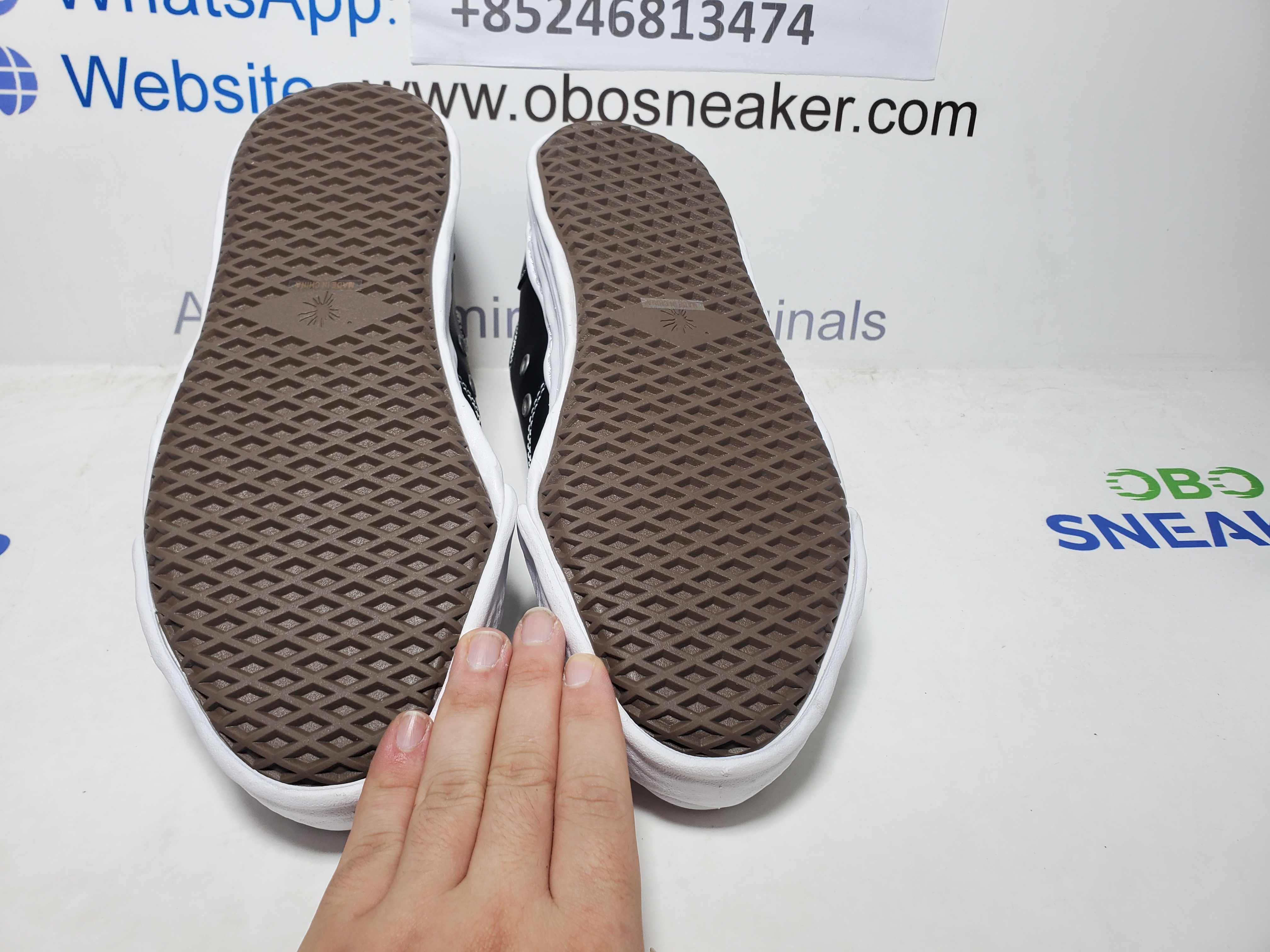 MIHARA YASUHIRO Black and White NO.779 review 4