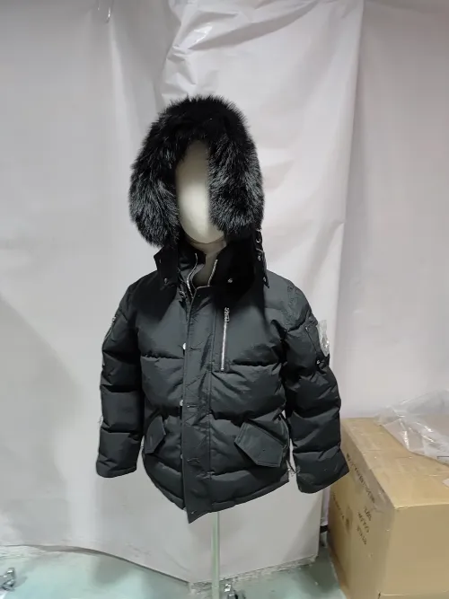  Moose Knuckles 3Q Fur Hood Parka Black review 