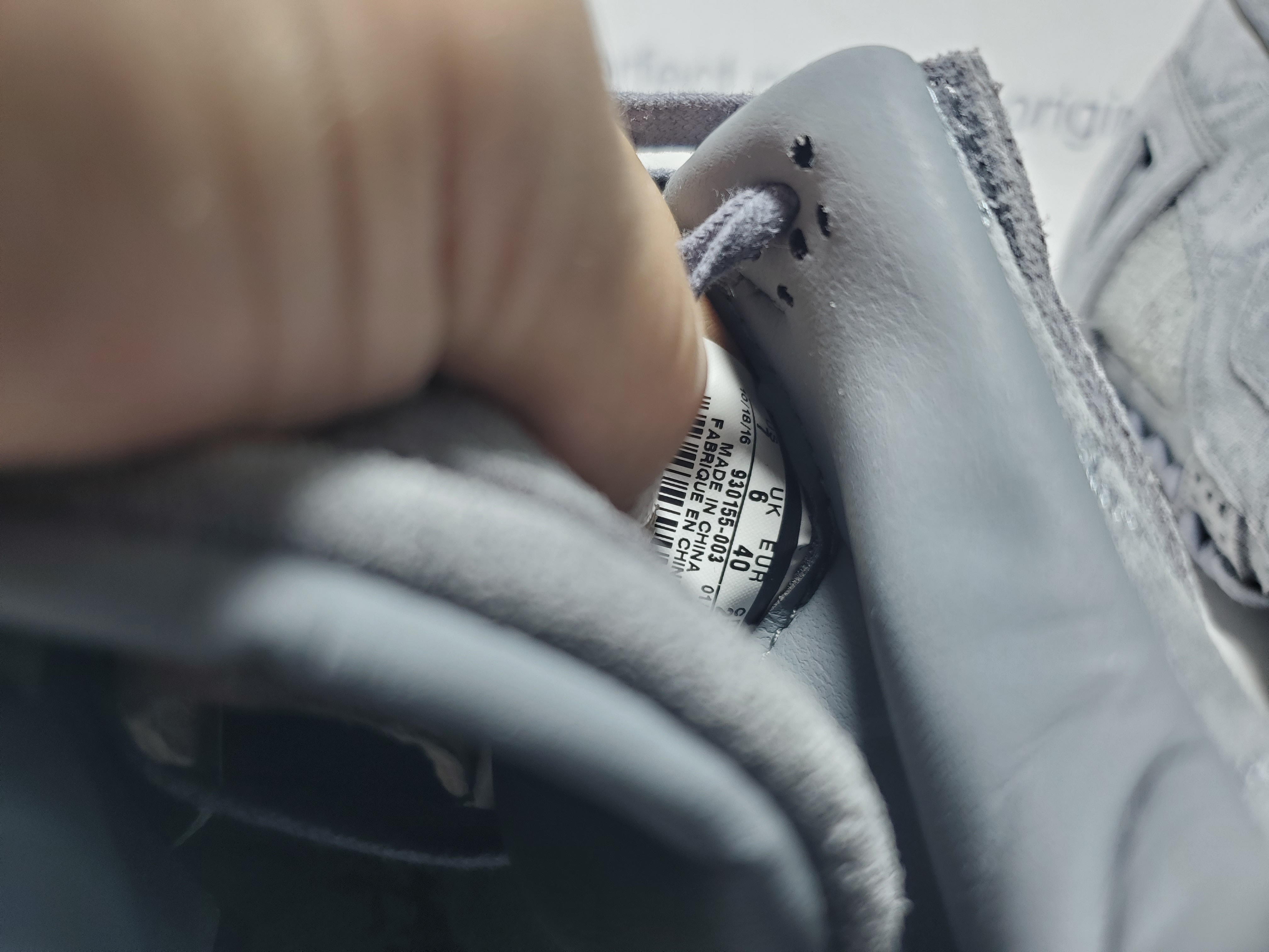 TOP Version Air Jordan 4 Retro Kaws 930155-003  review Obosneaker 05