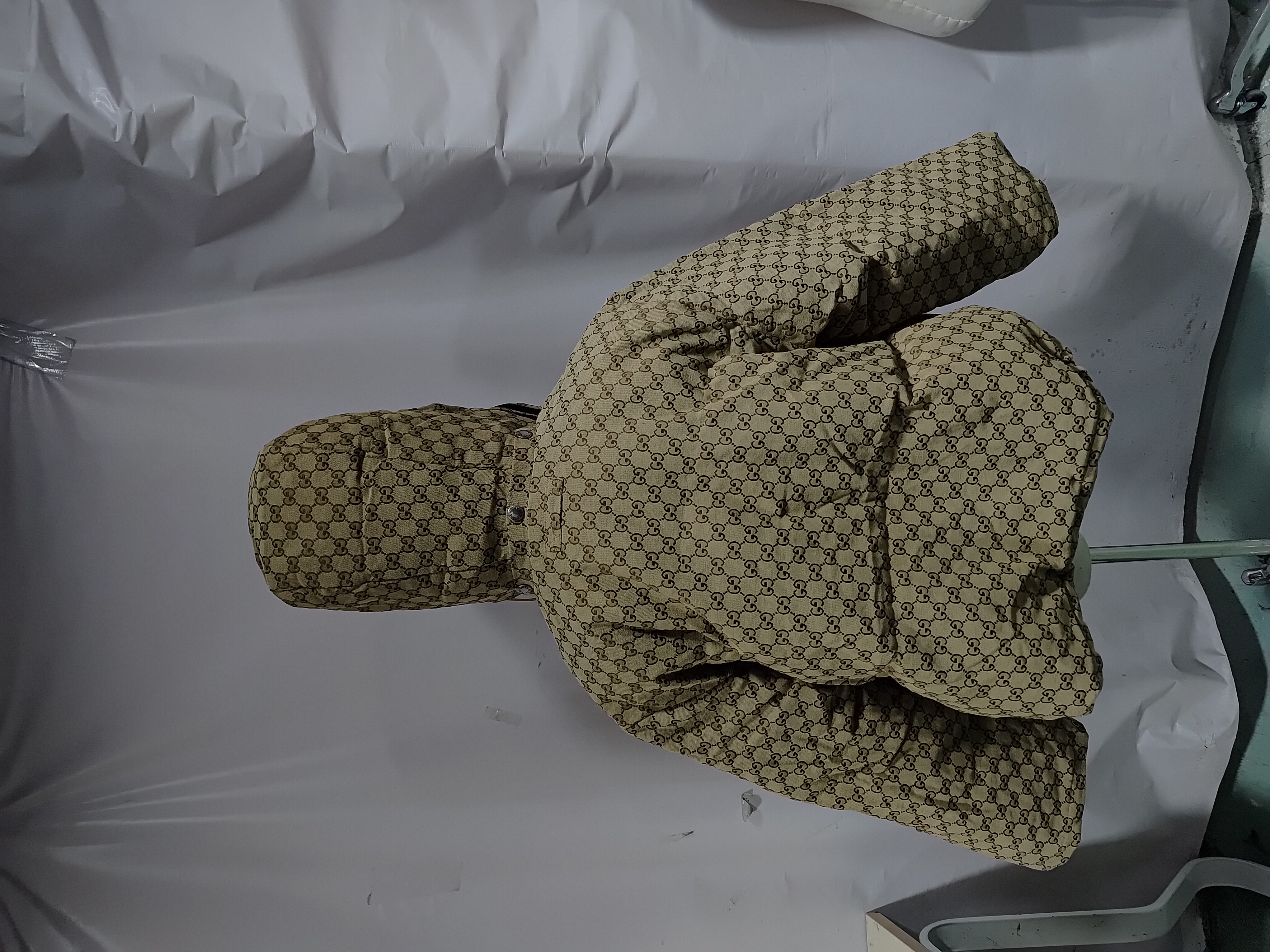 The North Face x Gucci Print Jacket Beige/Ebony review Obosneaker 03