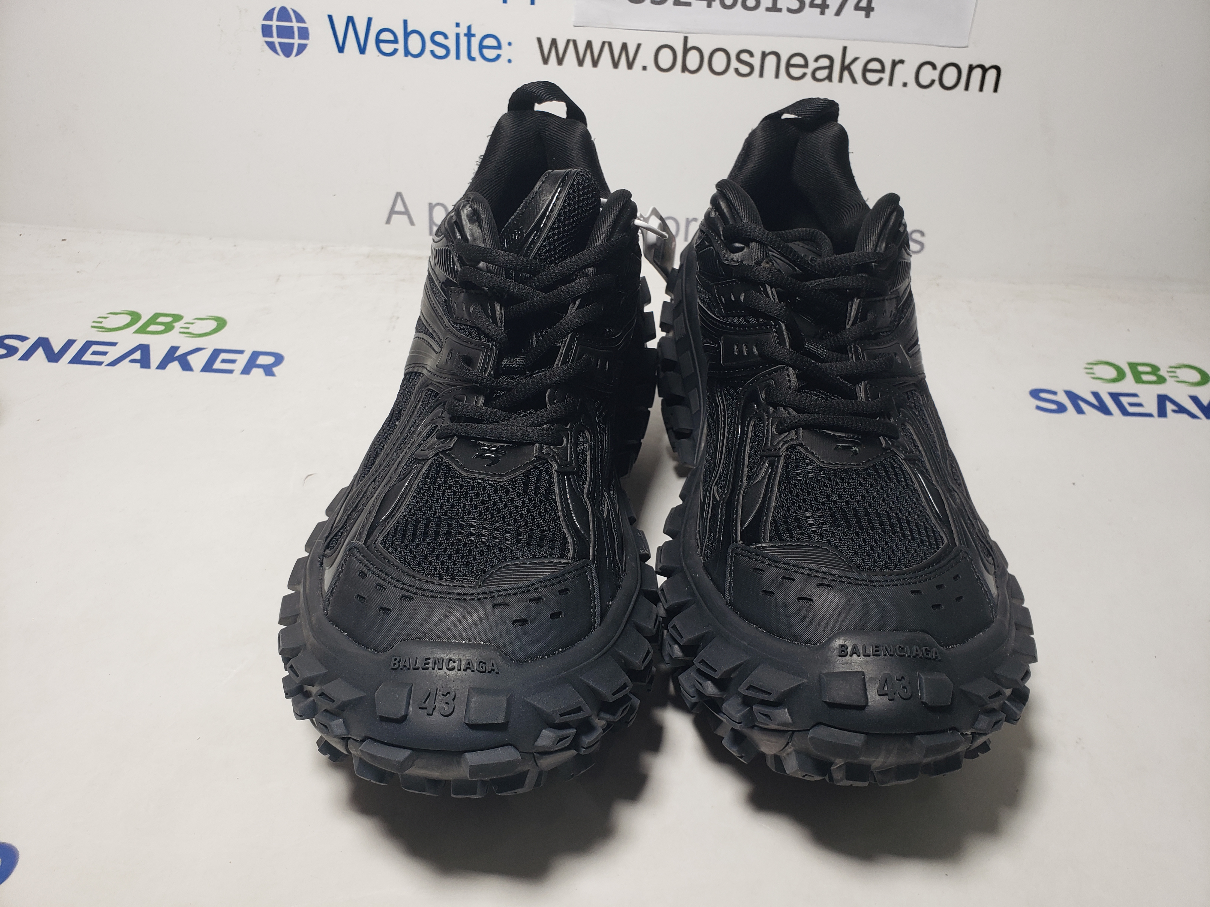 Balenciaga Defender Black 685613 W2RA6 1000 review Obosneaker 03