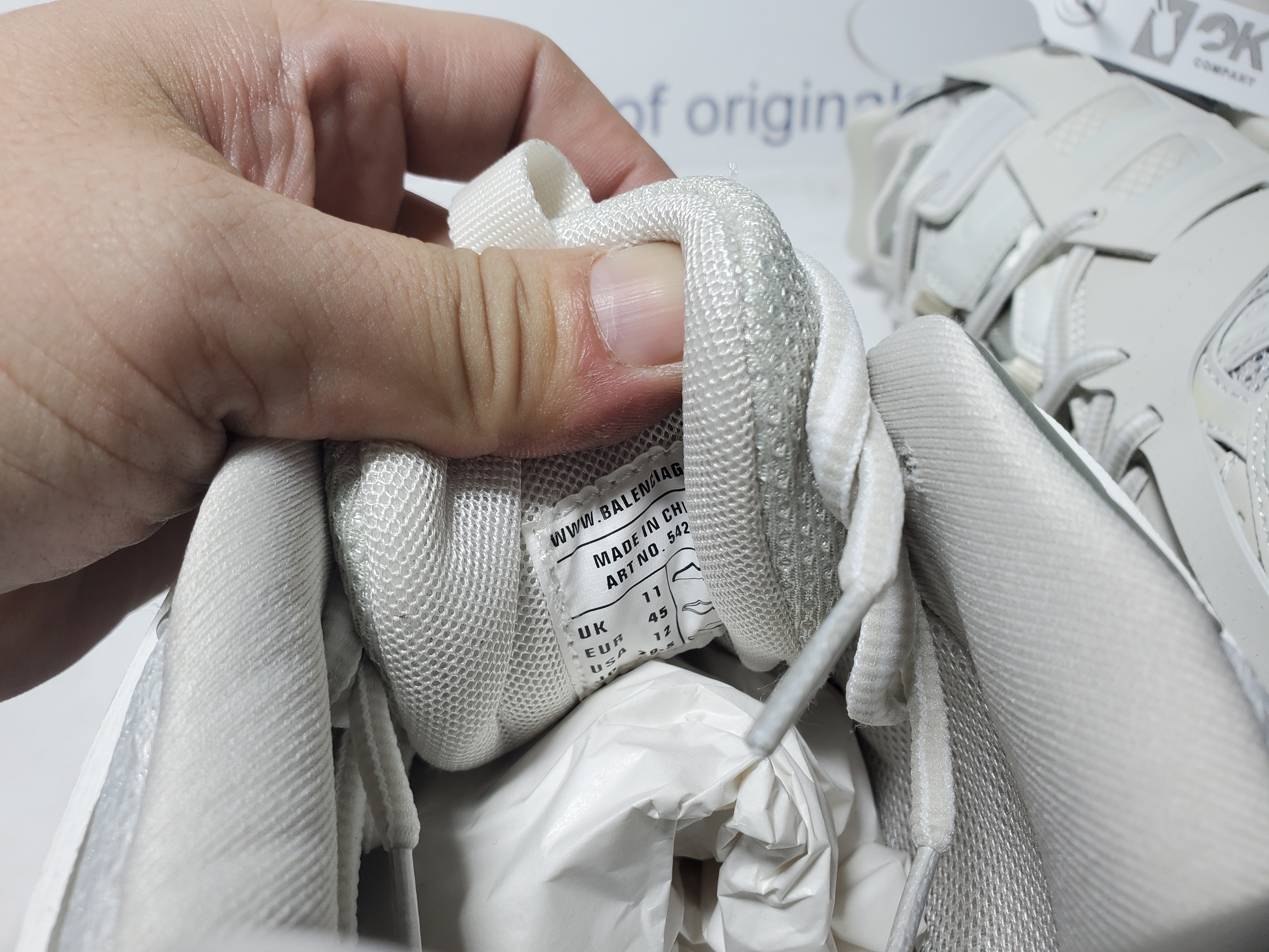 Balenciaga Tess S.White  542436 W1GB7 6509 (With LED) review Obosneaker 05