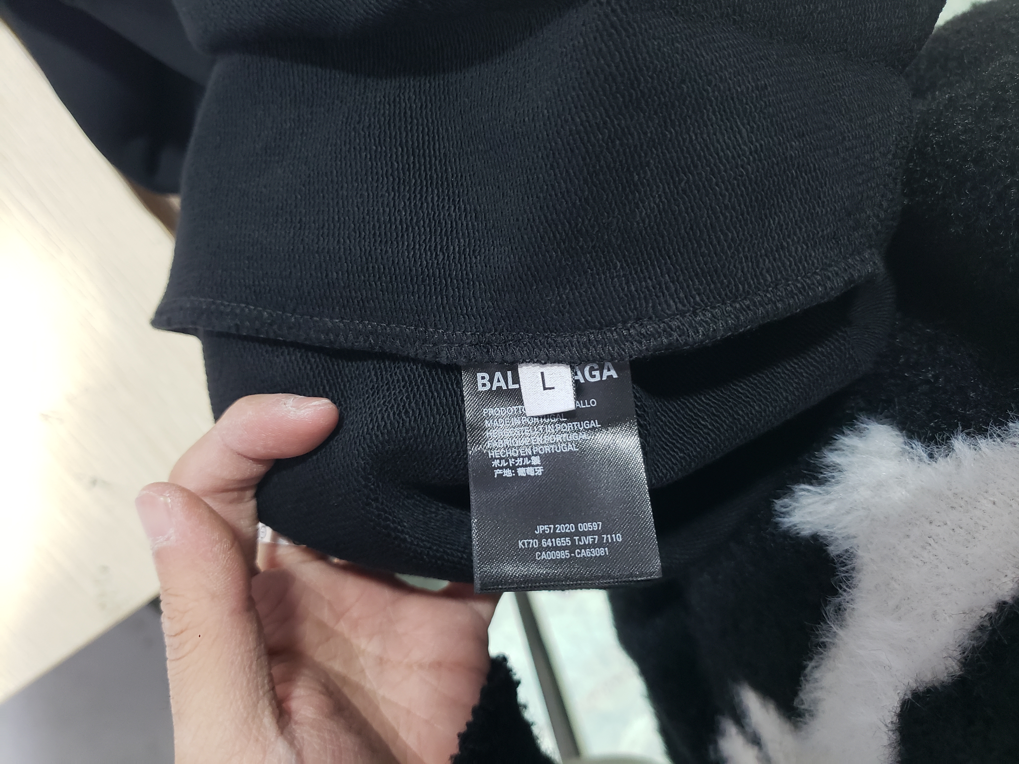 Balenciaga Coke Fleece Suit Trousers review Obosneaker 01