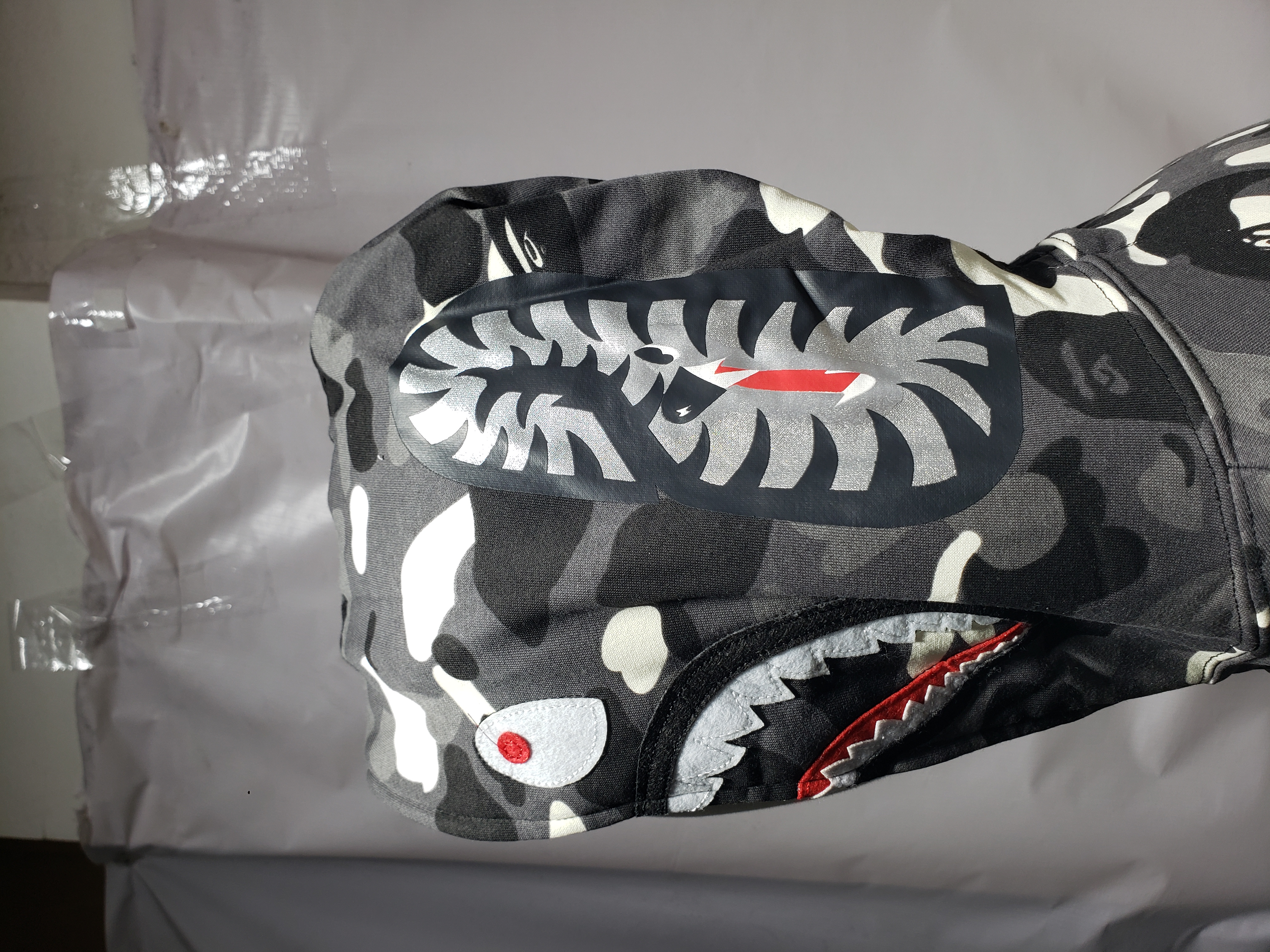 OBO BAPE Luminous Spot Camouflage Hoodie review Obosneaker 02