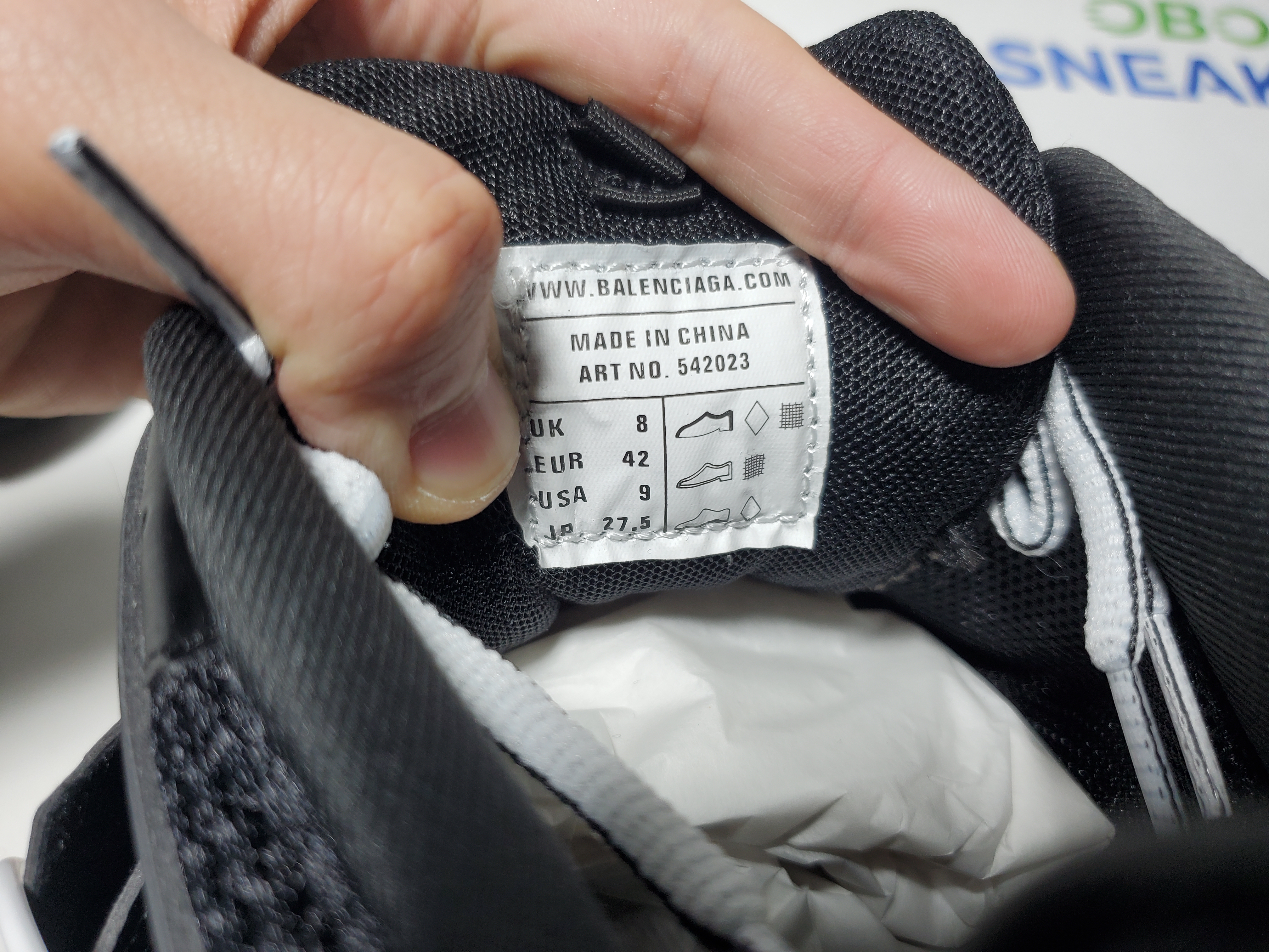 【FLASH SALE】Balenciaga Tess Black And White  542023 W1GB1 2045 (With LED) review Obosneaker 04