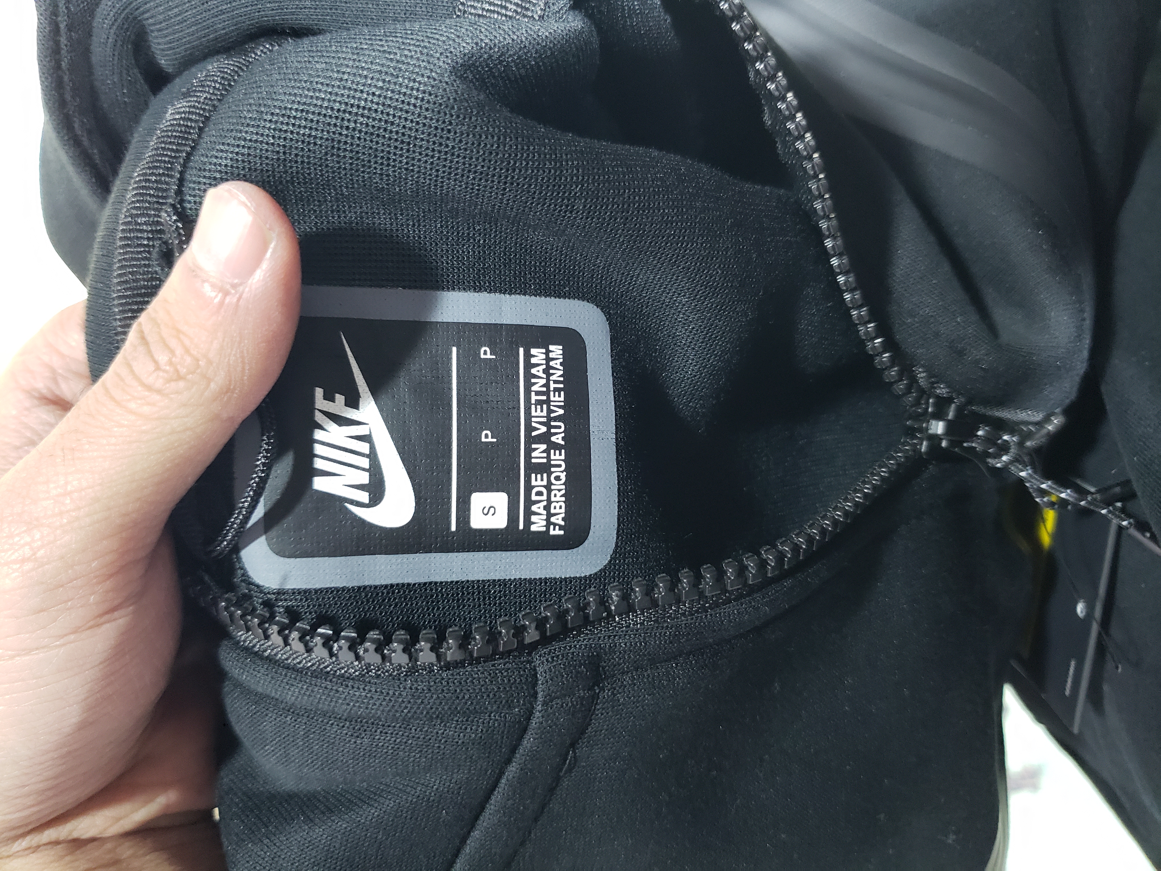 Nike Sportswear Tech Fleece Full-Zip Hoodie & Joggers Set Front Twill Black review Obosneaker 01