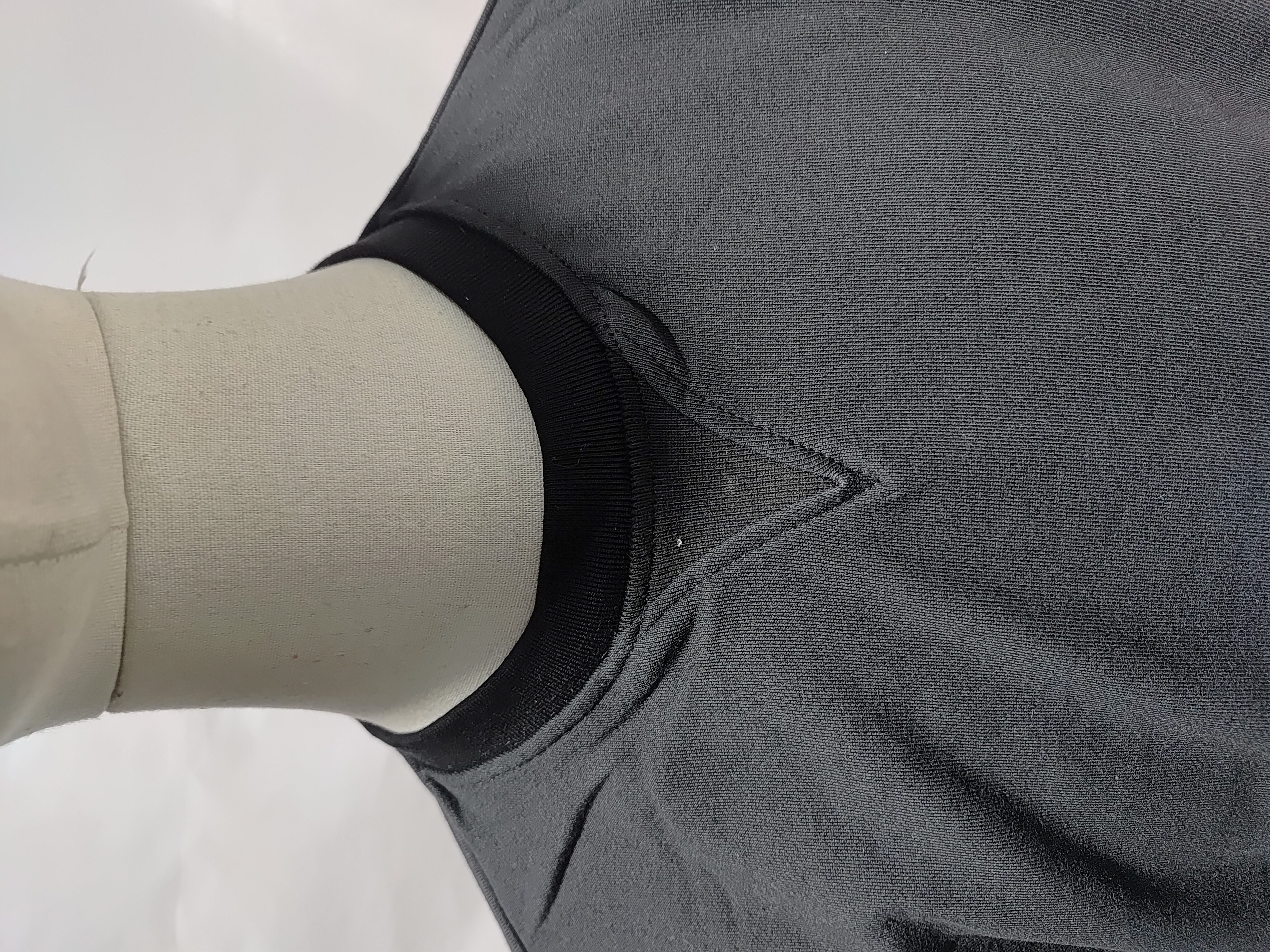 Thom Browne Classic Crew Neck Hoodie Navy review Obosneaker 02