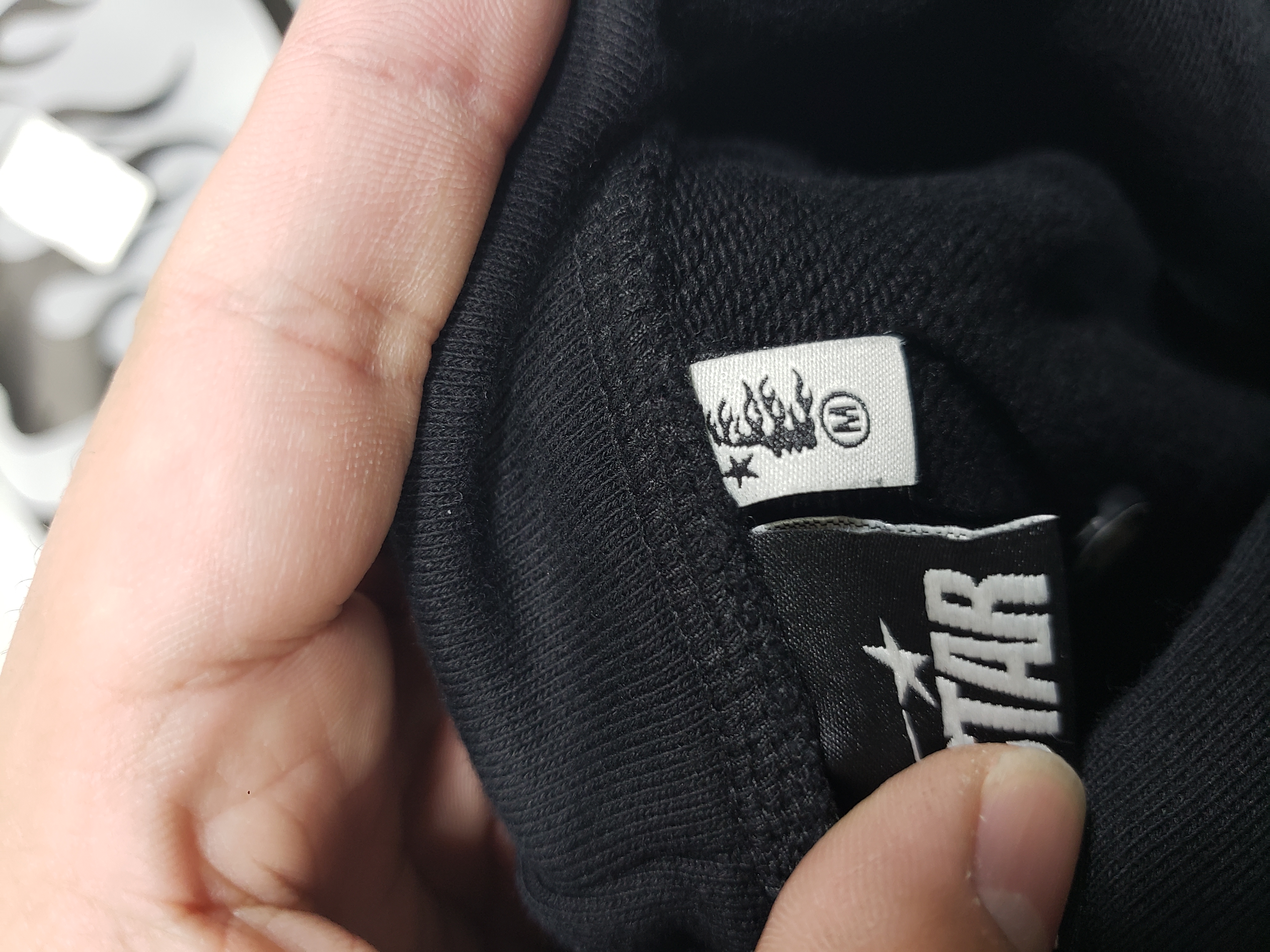 Hellstar Hoodies #2012 Black review Obosneaker 01