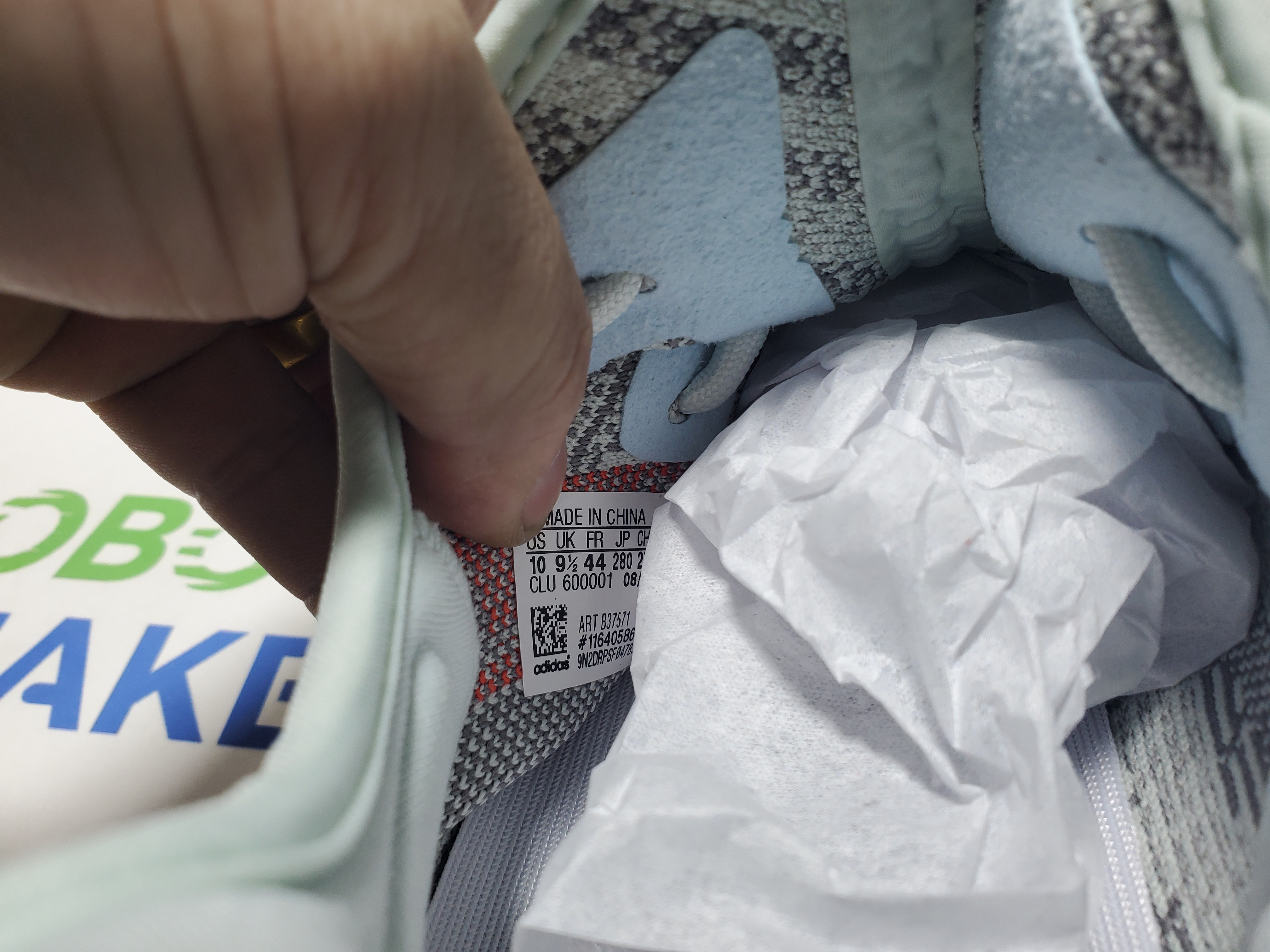 Adidas Yeezy Boost 350 V2 Blue Tint (2017/2023) B37571 review Obosneaker 05