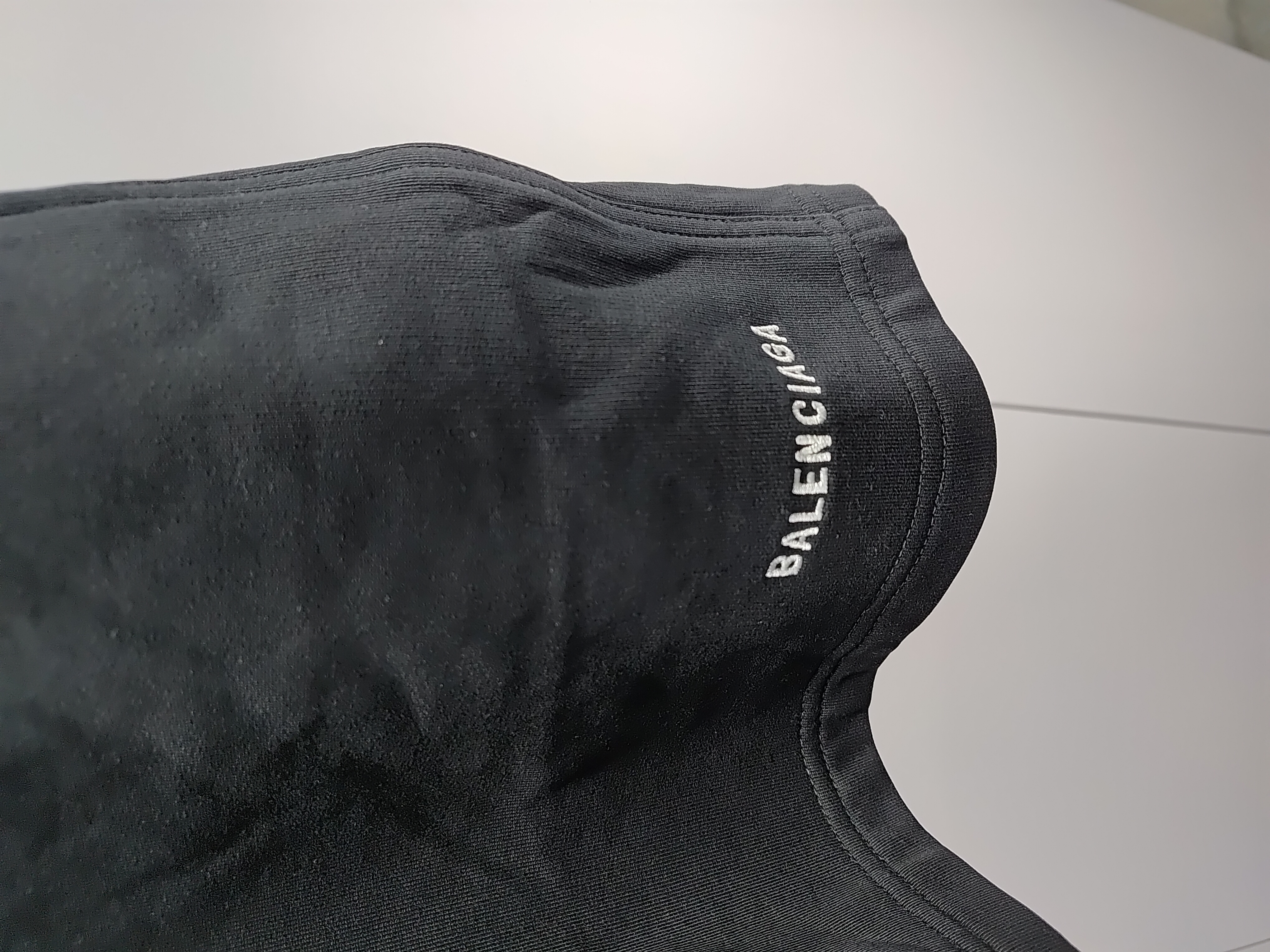Balenciaga Reverse Logo Embroidered Lettering Shorts review Obosneaker 02