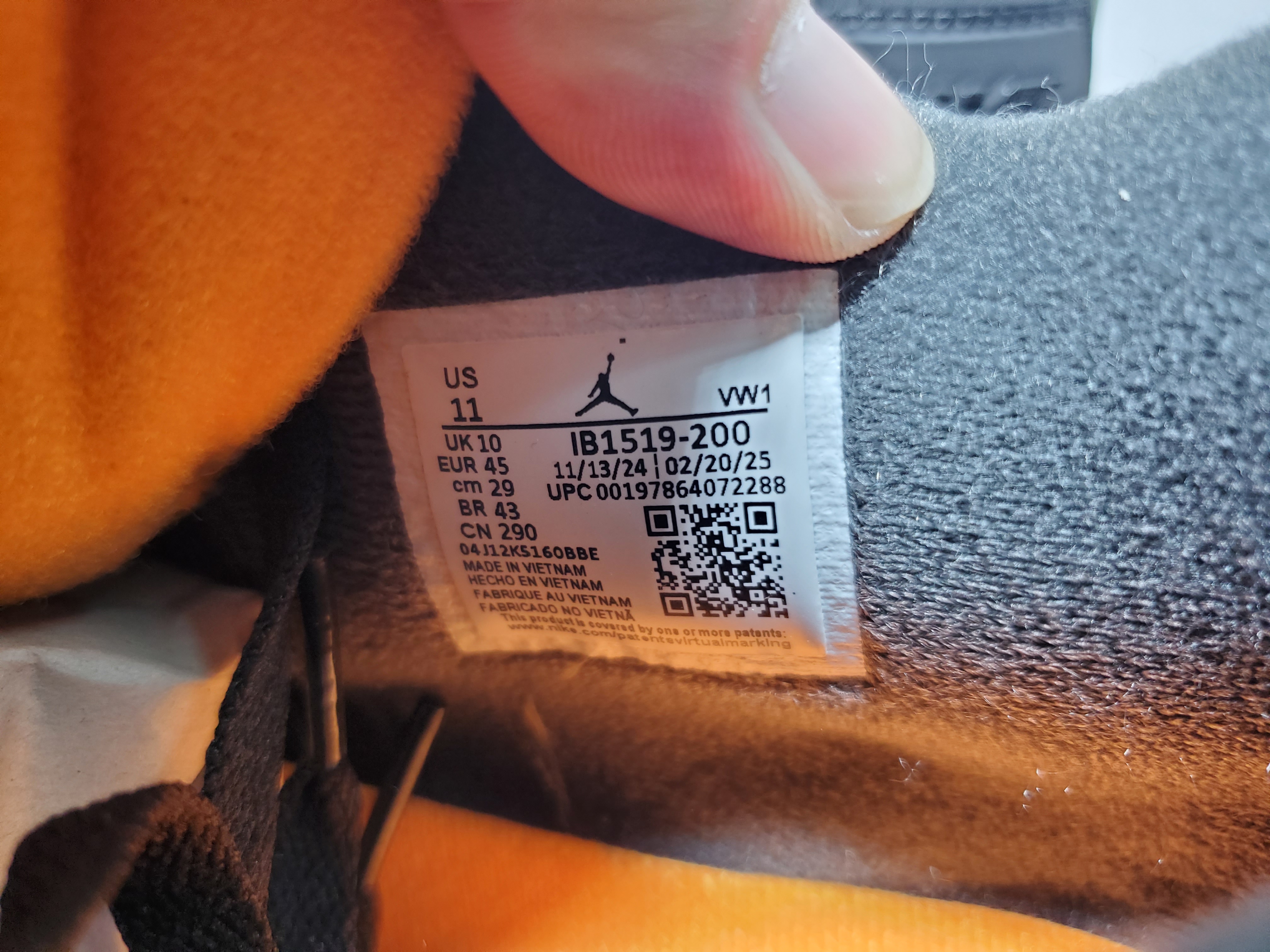 TOP Version Undefeated x Air Jordan 4 Retro IB1519-200 review Obosneaker 02