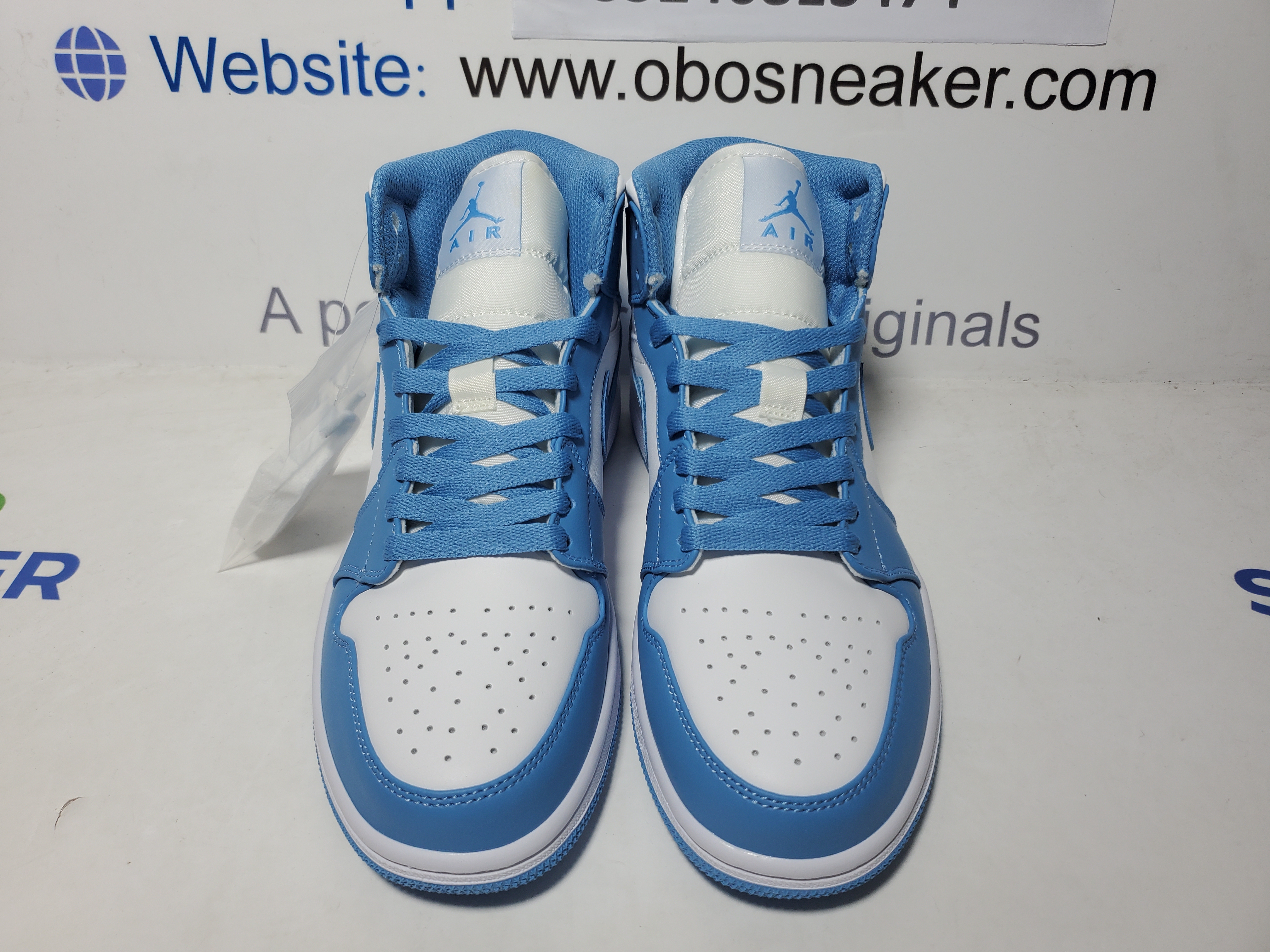 Air Jordan 1 Retro UNC 555088-117 review Obosneaker 01