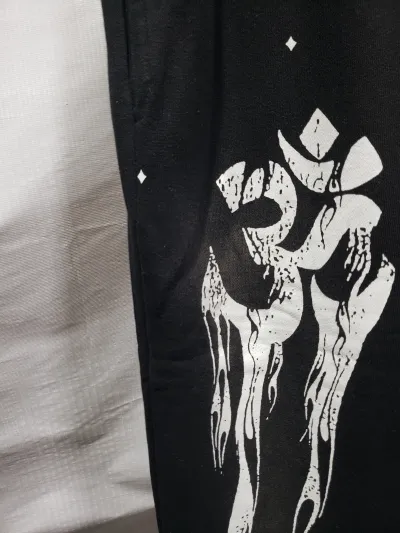 Hellstar Sport Logo Gel Black T-Shirt White + Hellstar Studios Records sweatpants Black review Obosneaker 02