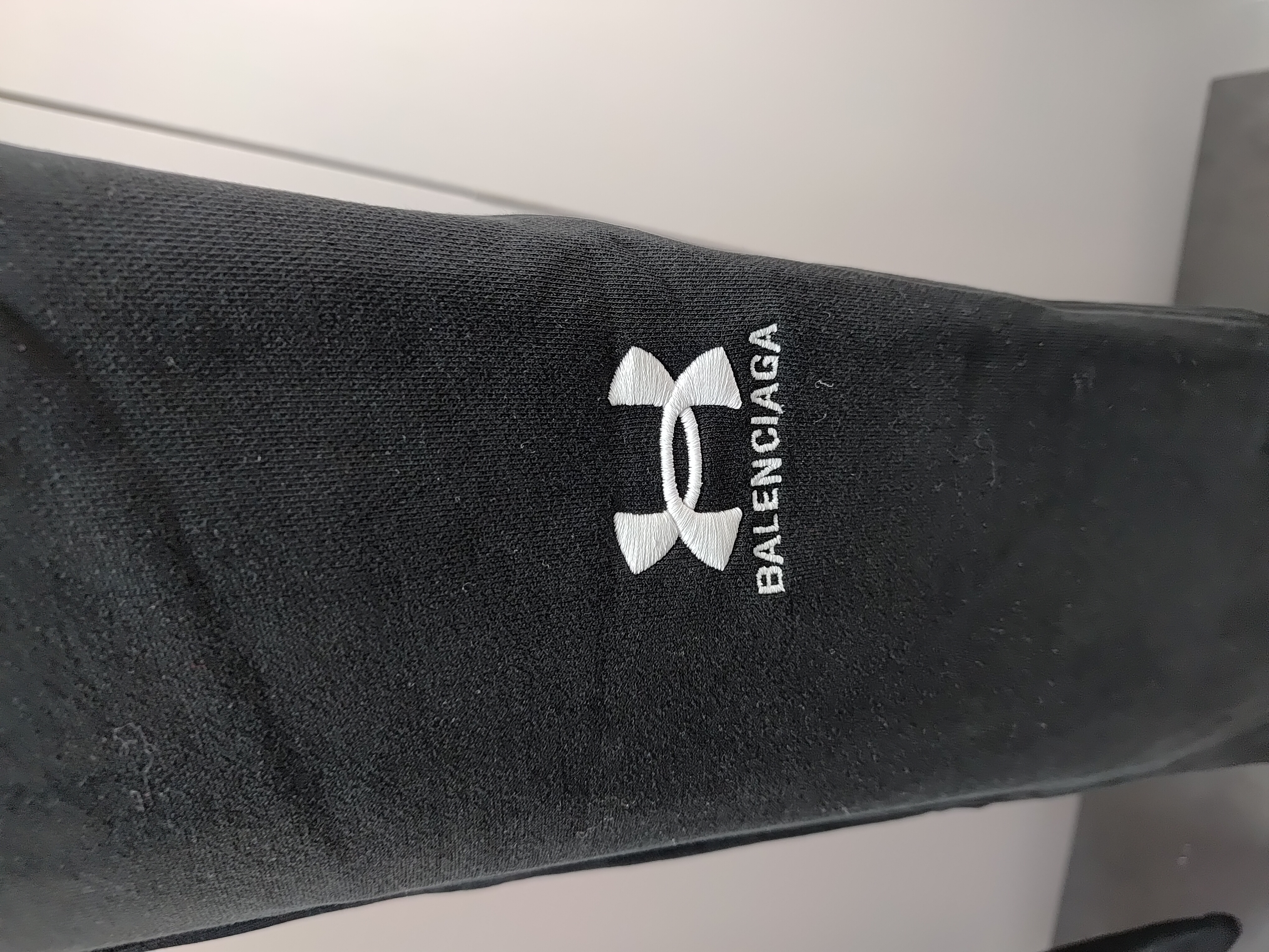 Godspeed Artificial Love Layered Long Sleeve T-shirt Bone #3155 + Balenciaga 24S Logo Embroidered Under Armour Trousers review Obosneaker 02