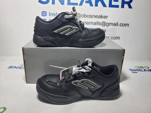 Balenciaga Hamptons Worn-out Trainers Black 841765 WCURB 1000 review 