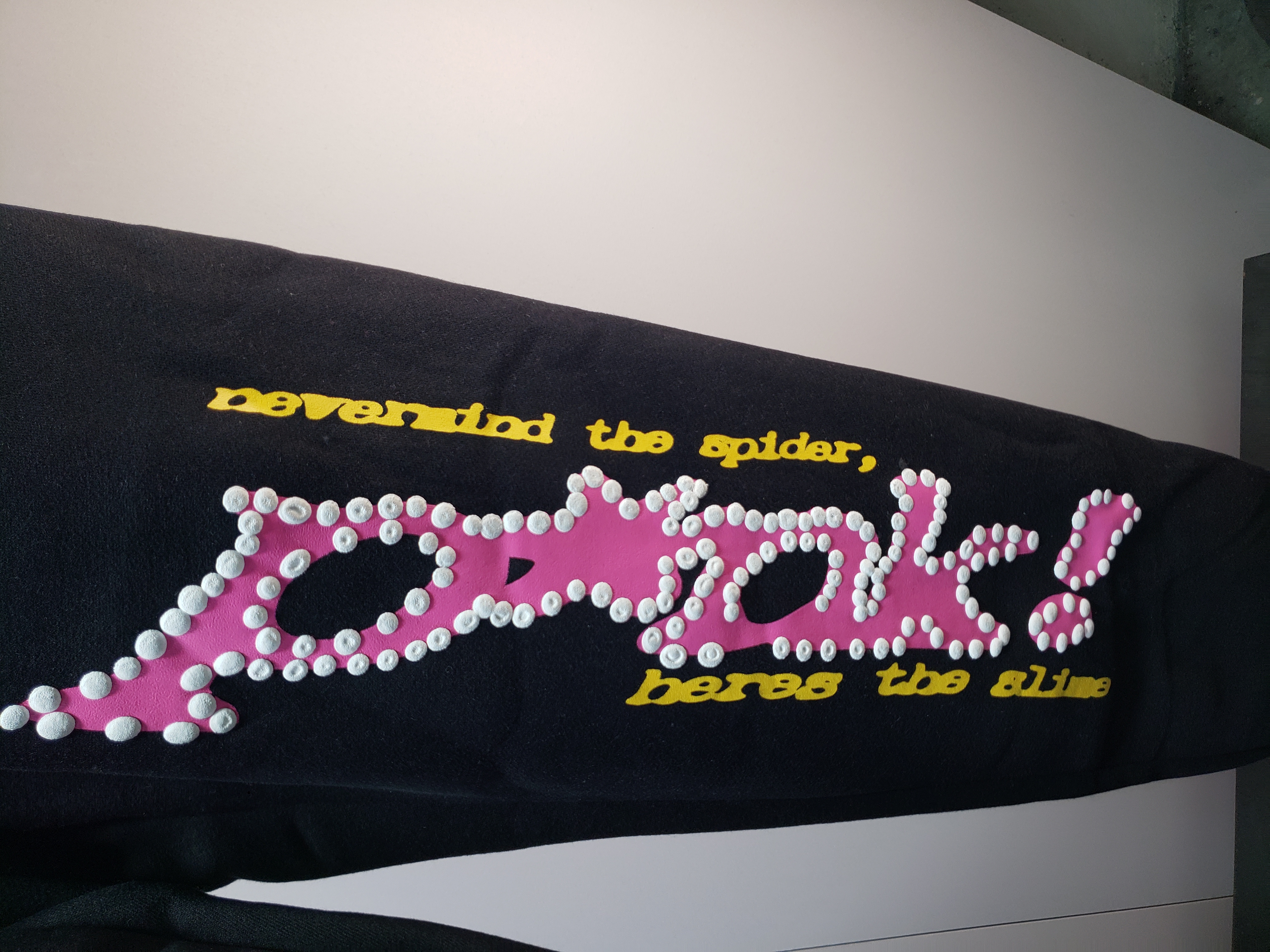 Sp5der Young Thug Punk Sweatpant Black/Pink review Obosneaker 02