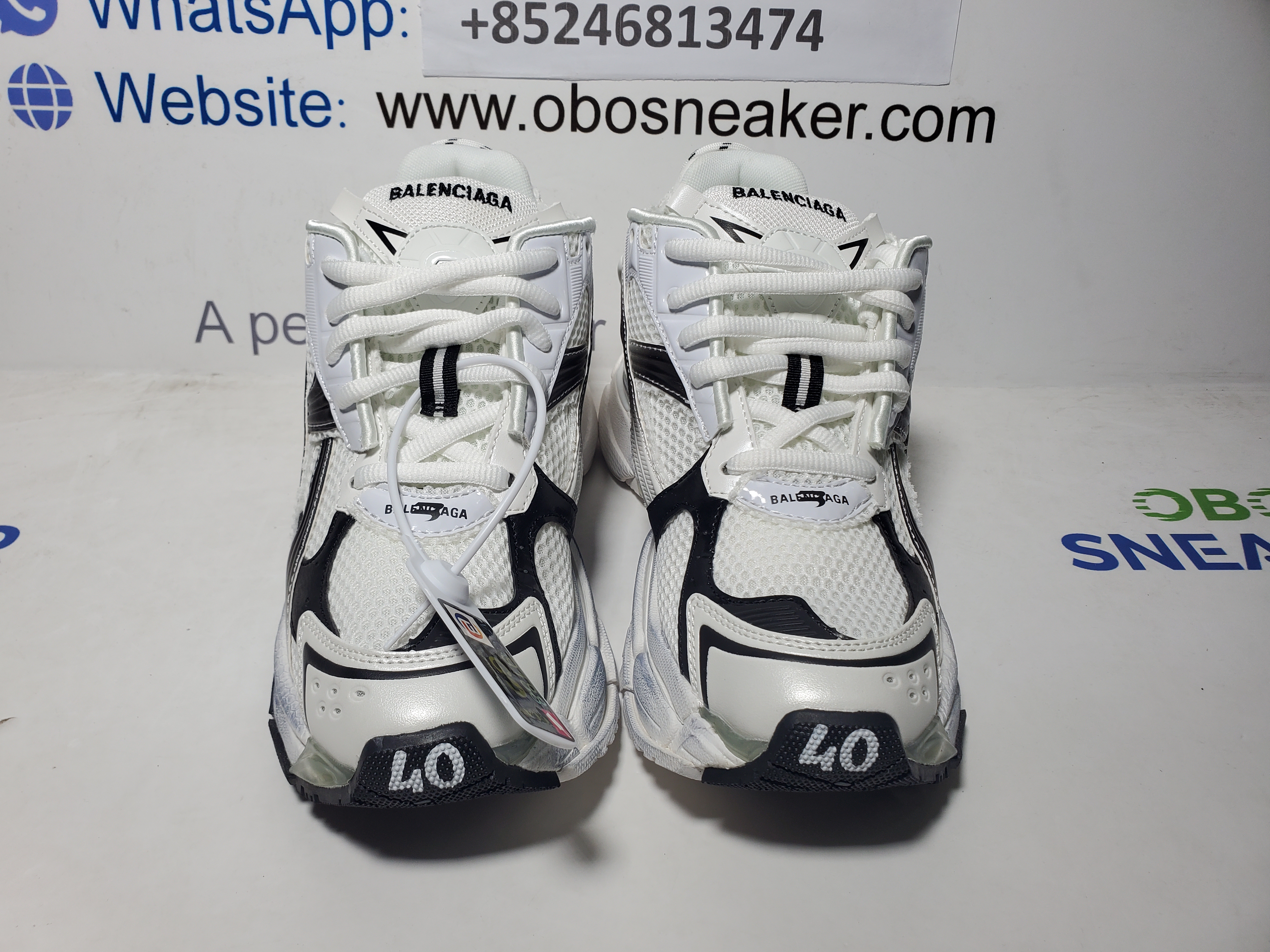 Balenciaga Runner Sneaker Gradient White Black 772774 WRUNG 9010 review Obosneaker 03
