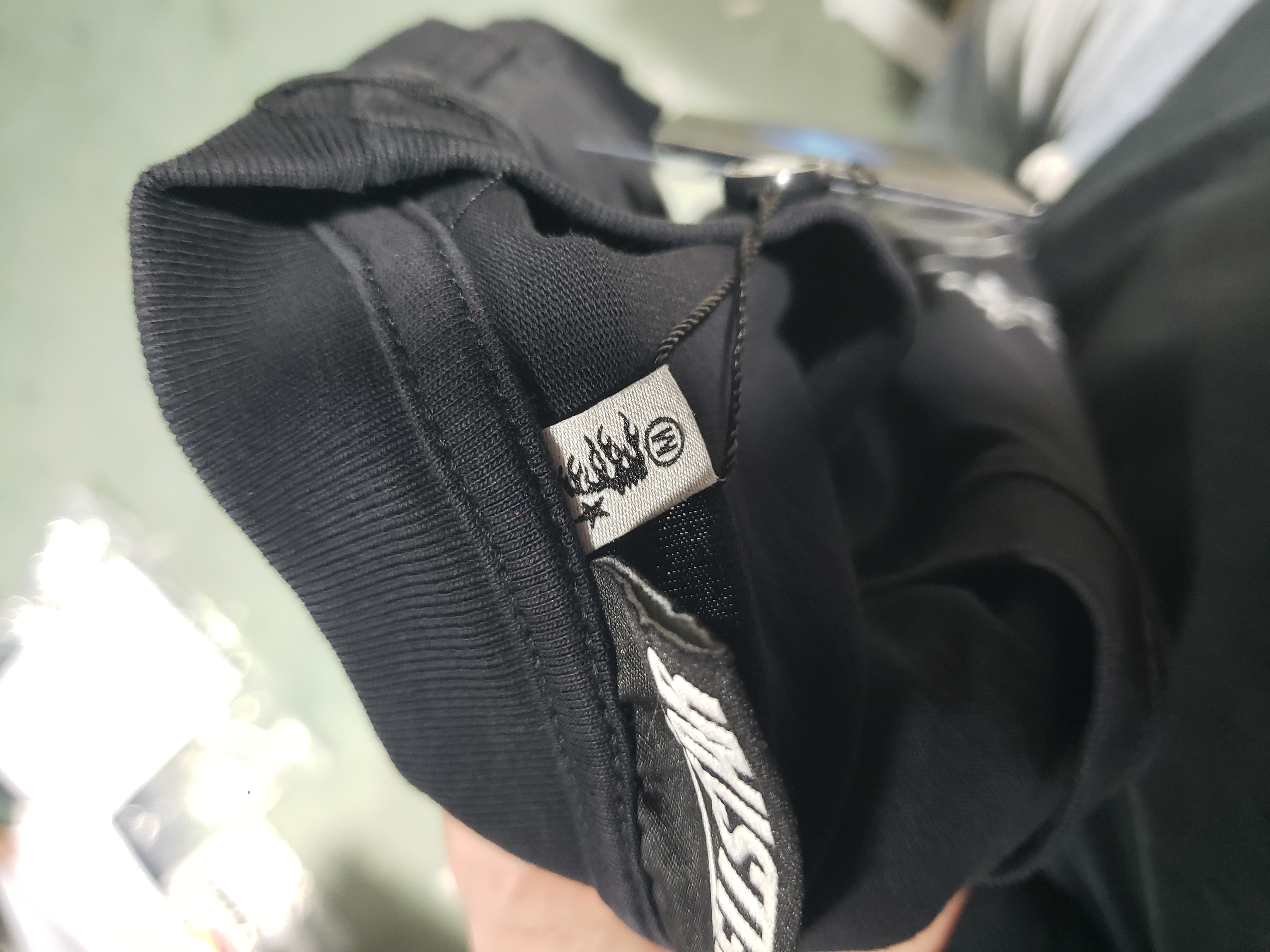 Hellstar Sport Logo Gel Black T-Shirt White + Hellstar Studios Records sweatpants Black review Obosneaker 01