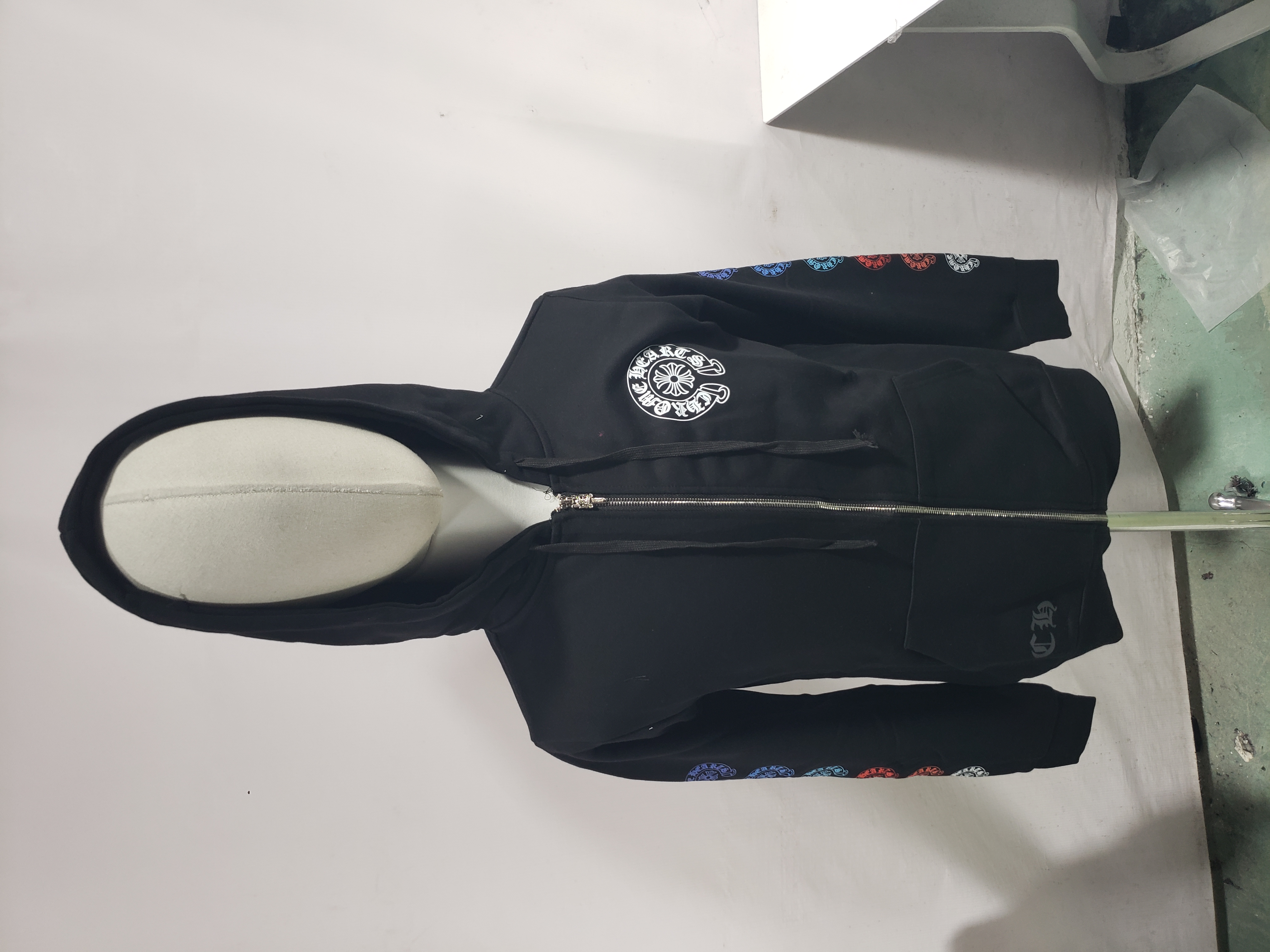 Chrome Hearts Multicolor Sleeve Zip Hoodie Black/White review Obosneaker 00