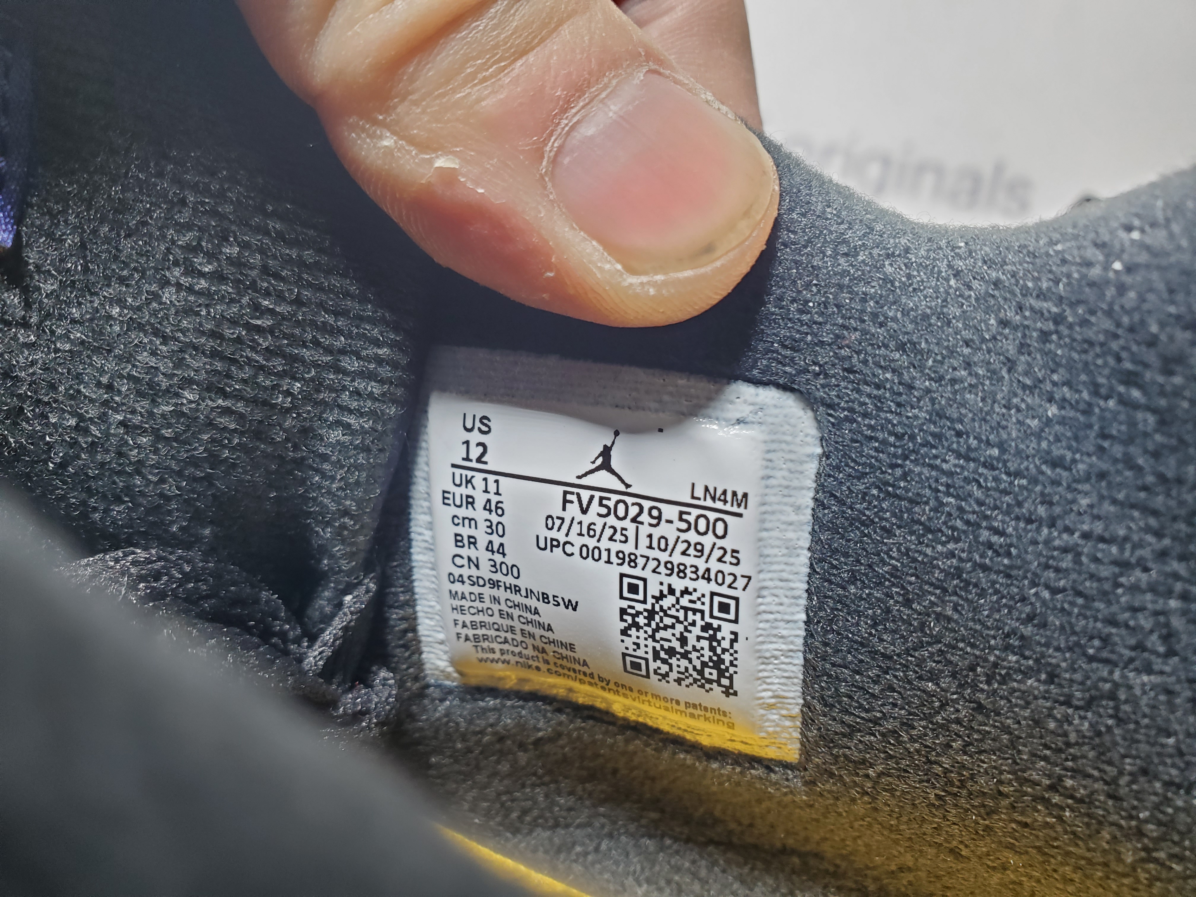 TOP Version Air Jordan 4 Retro Lakers Purple FV5029-500 review Obosneaker 05