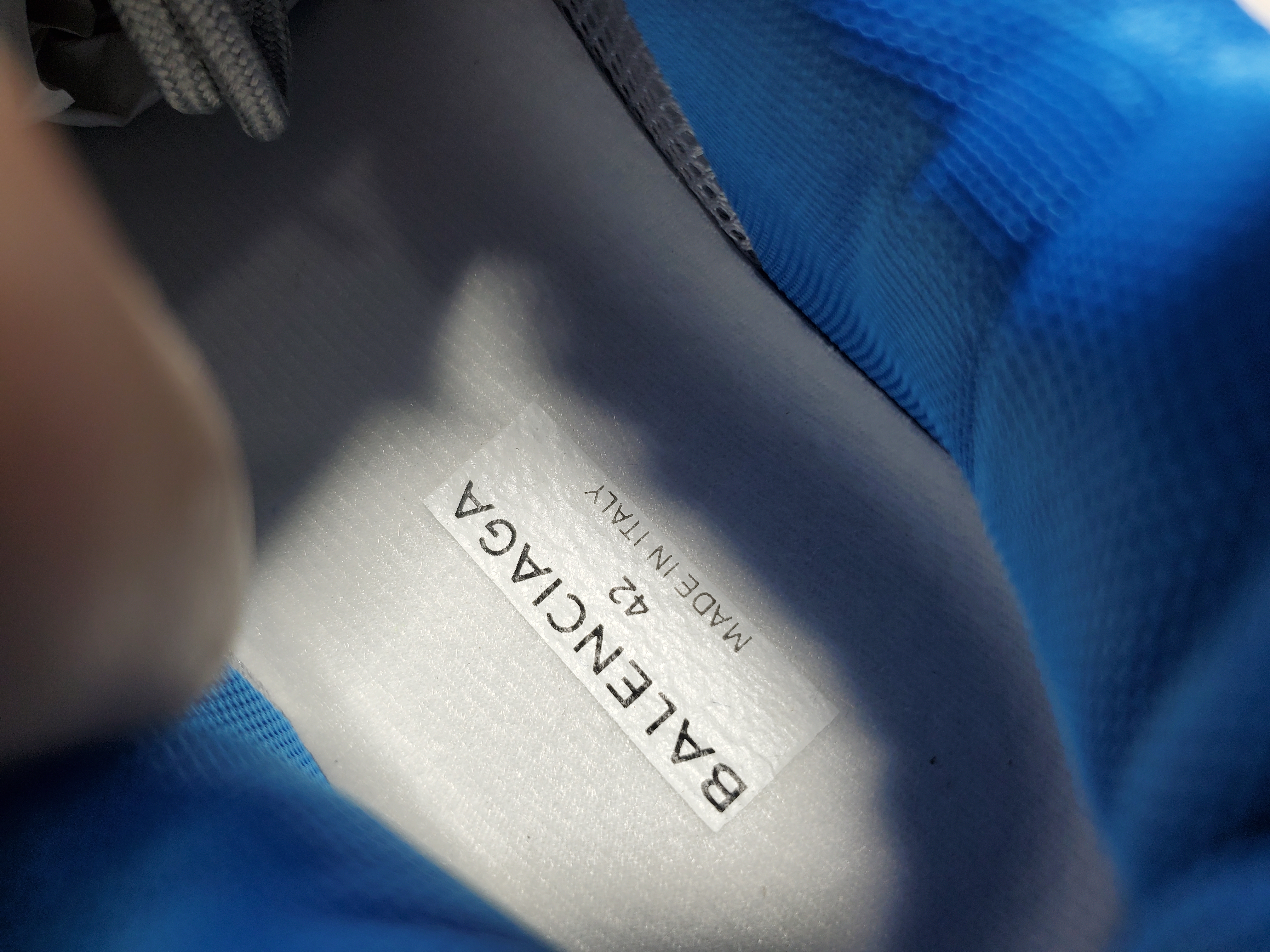 Balenciaga Triple S Grey Blue  541624 W090N 9169 review Obosneaker 05