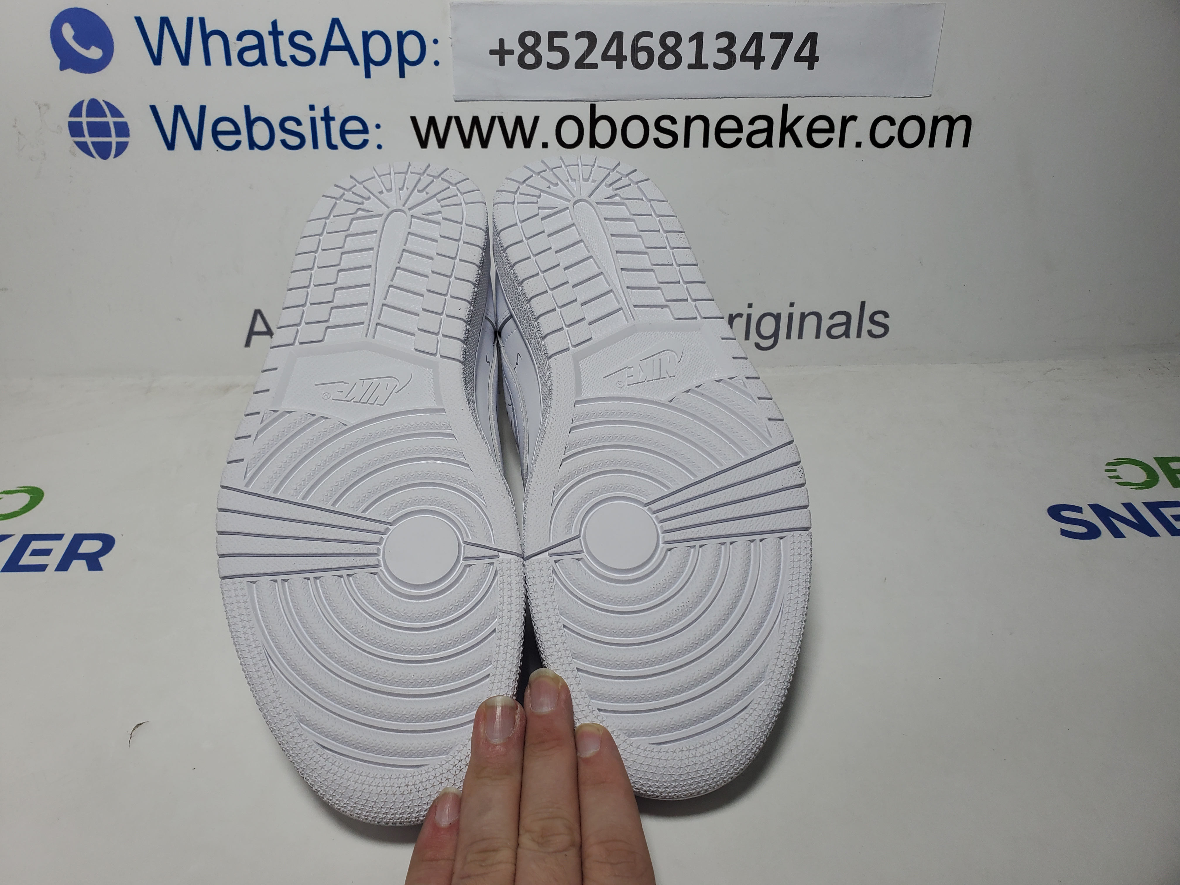 Travis Scott x Air Jordan 1 Retro Low OG SP Michael Rubin White TD1228-111 review 4