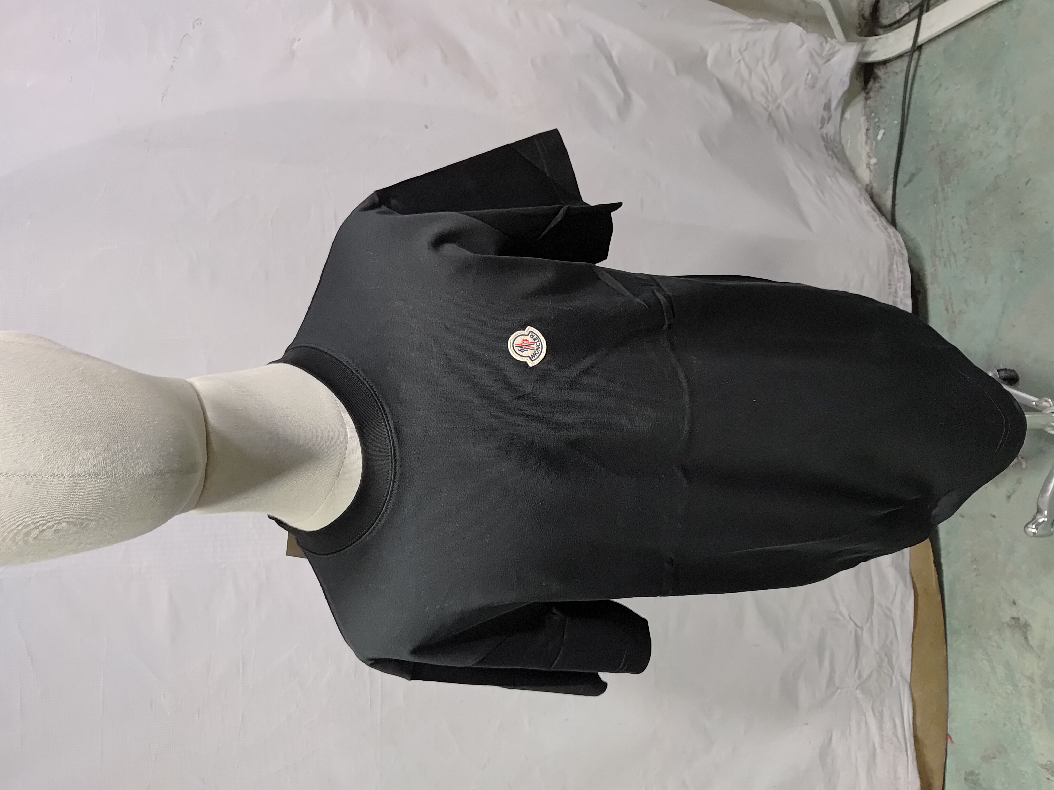 Moncler 25ss classic chest logo short sleeve white review 0