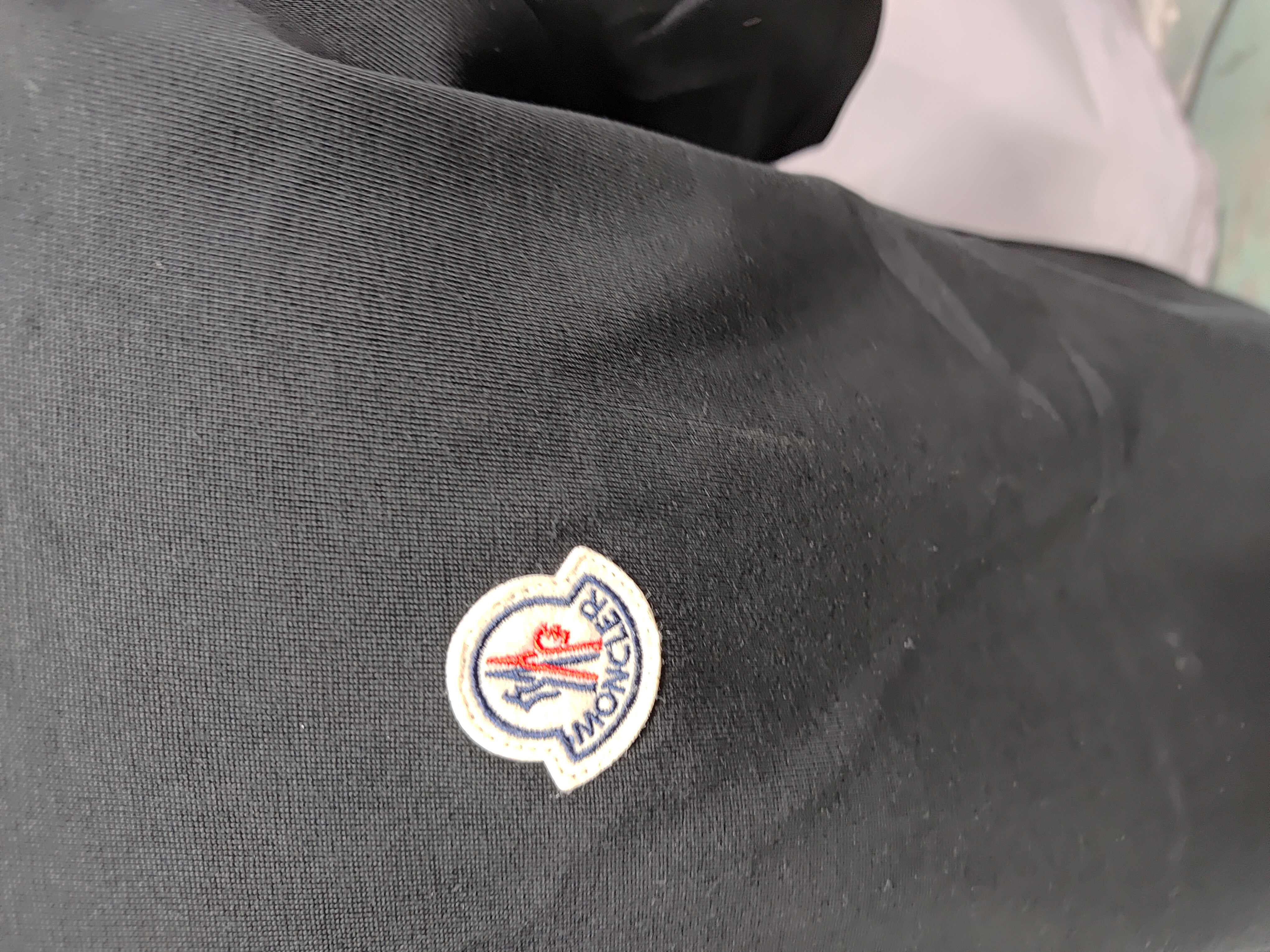 Moncler 25ss classic chest logo short sleeve white review 2